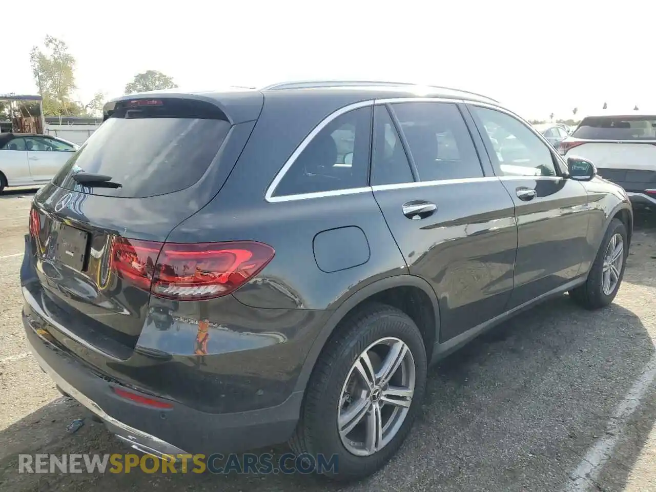 3 Фотография поврежденного автомобиля W1N0G8DB6NV363556 MERCEDES-BENZ GLC-CLASS 2022