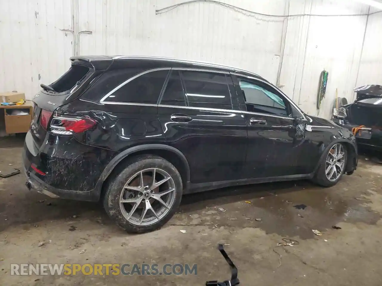 3 Photograph of a damaged car W1N0G8EB9NV366238 MERCEDES-BENZ GLC-CLASS 2022