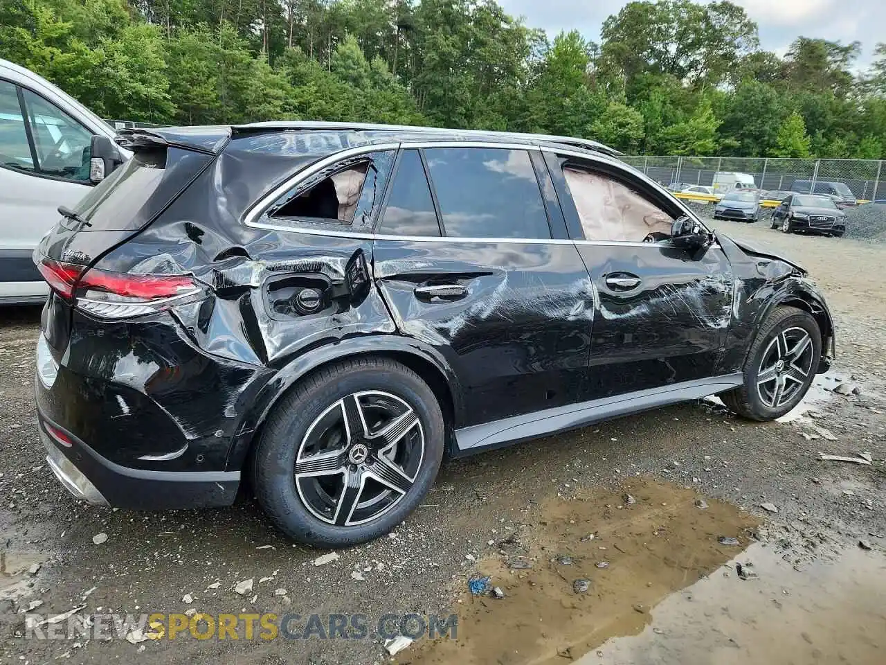 3 fotografías del automóvil dañado W1NKM4HB6TF558696 MERCEDES-BENZ GLC-CLASS 2026