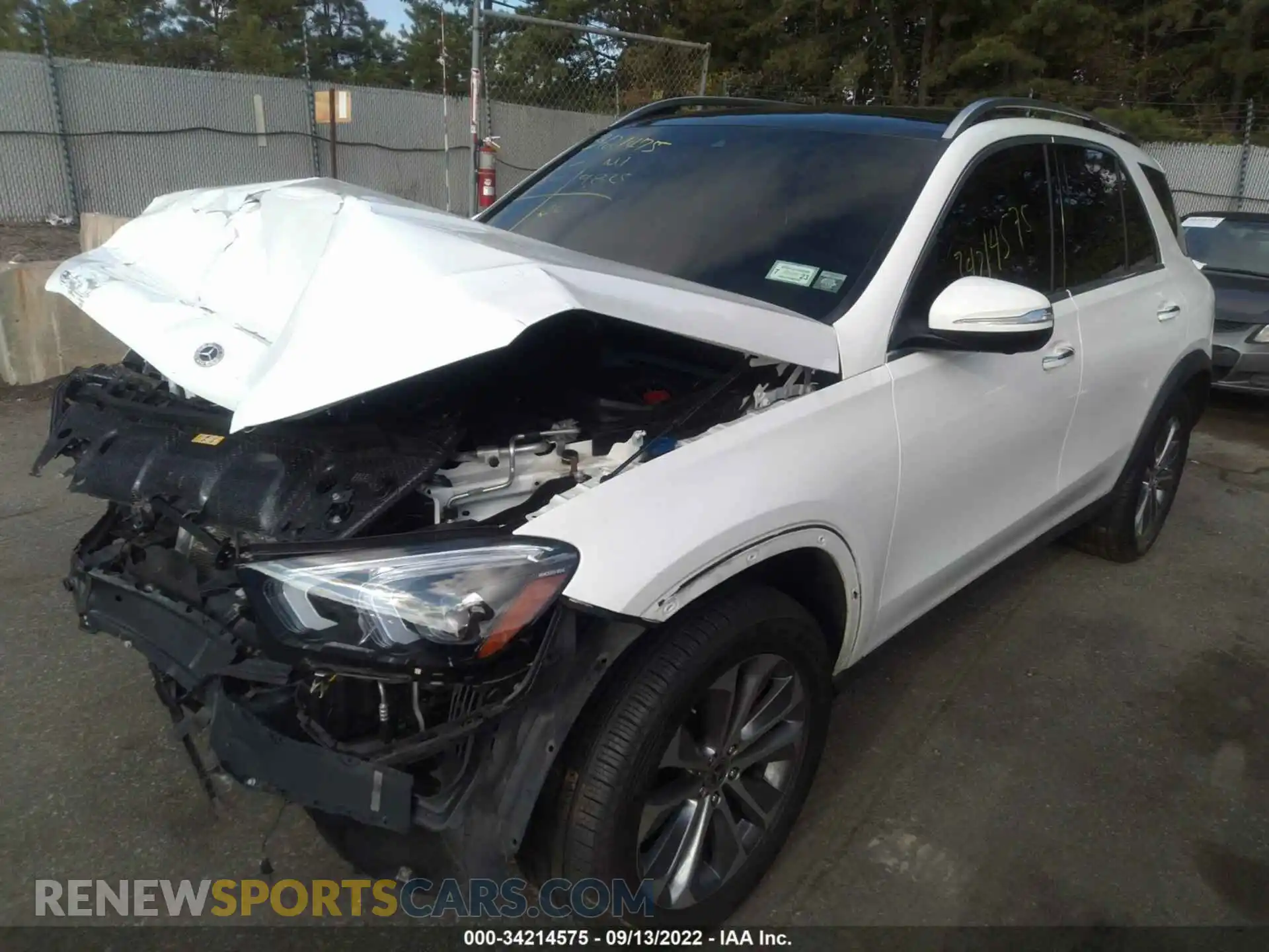 2 Photograph of a damaged car 4JGFB4KB9MA483641 MERCEDES-BENZ GLE 2021