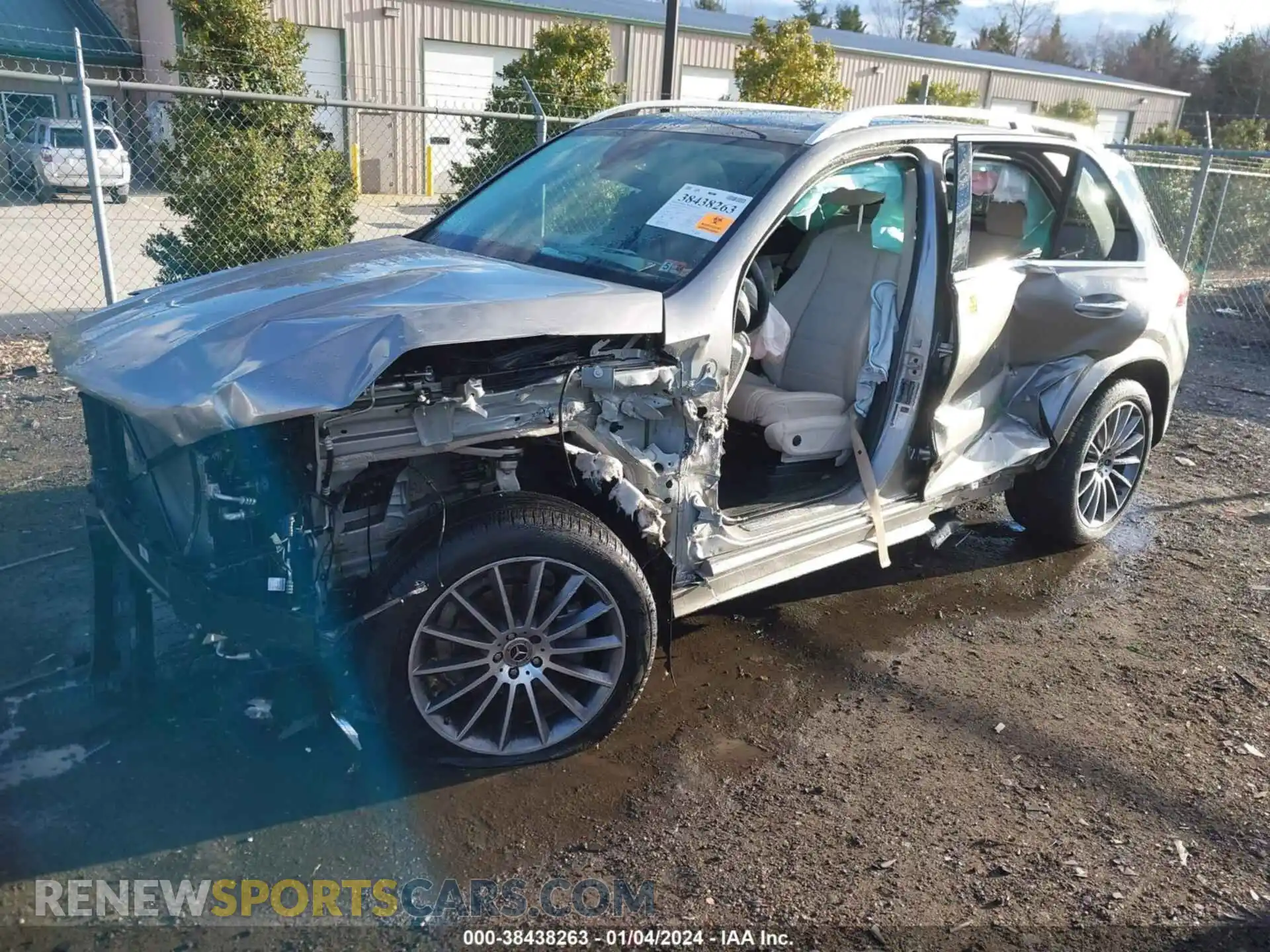 2 Photograph of a damaged car 4JGFB4KB9MA492260 MERCEDES-BENZ GLE 2021