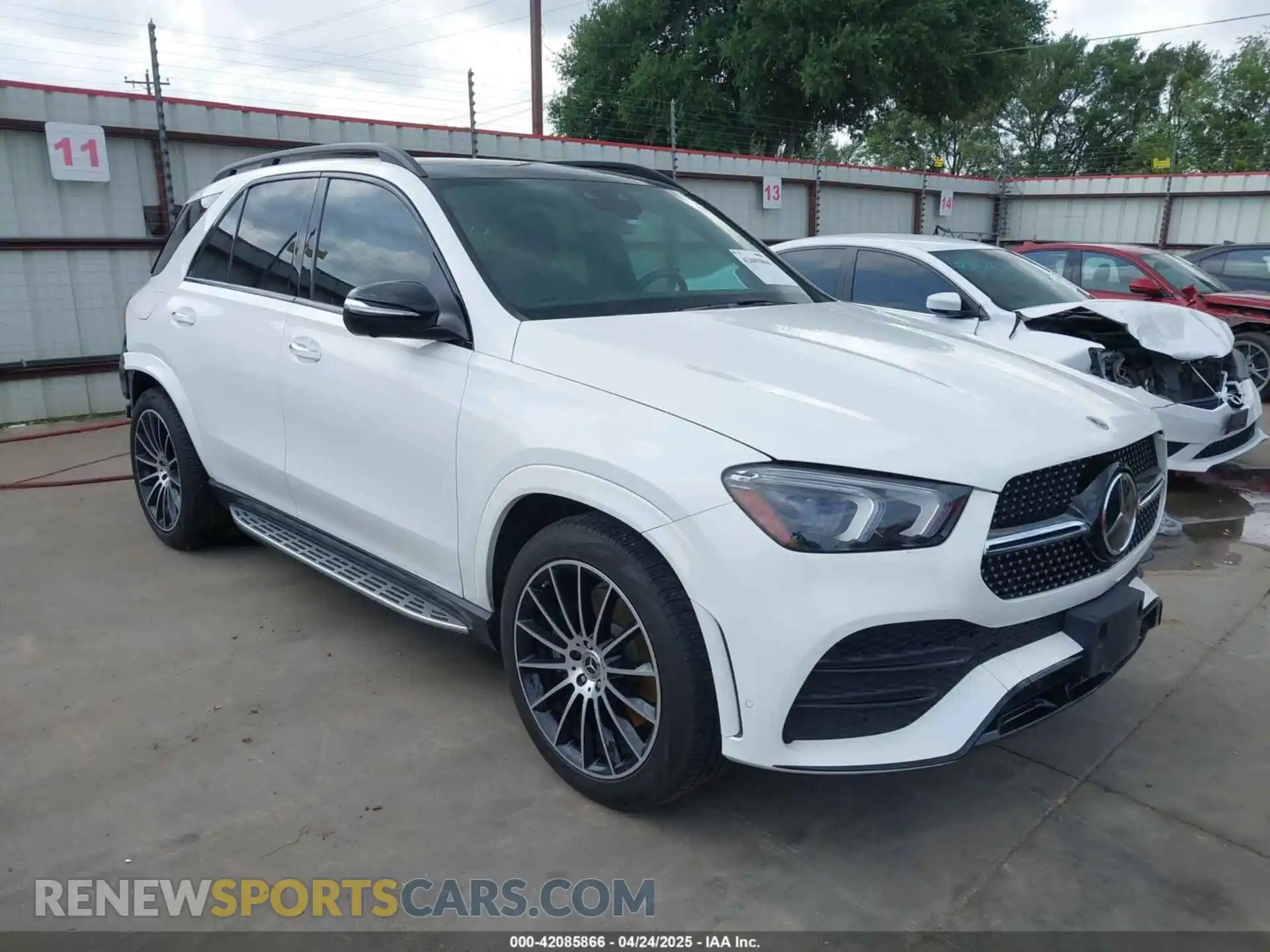 1 Photograph of a damaged car 4JGFB5KB8MA552664 MERCEDES-BENZ GLE 2021