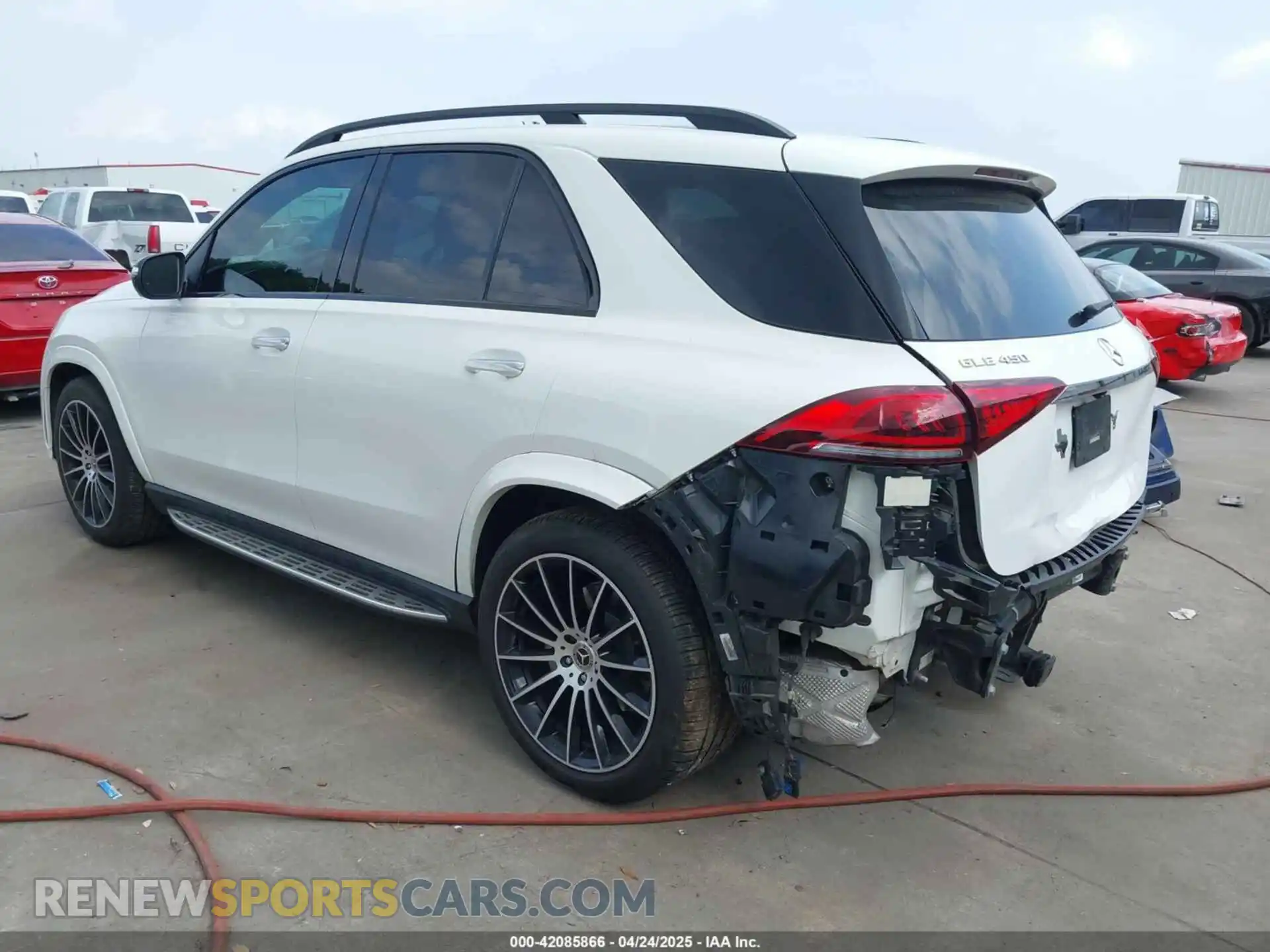 3 Photograph of a damaged car 4JGFB5KB8MA552664 MERCEDES-BENZ GLE 2021