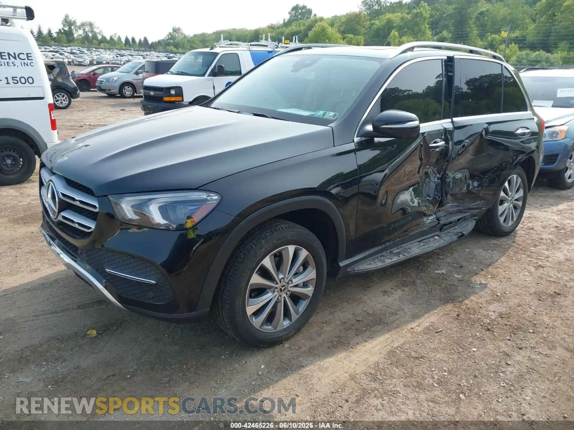 2 Photograph of a damaged car 4JGFB4KB7LA027894 MERCEDES-BENZ GLE 350 2020