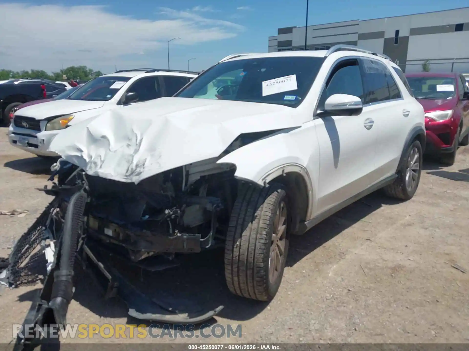 2 Photograph of a damaged car 4JGFB4KB4MA317804 MERCEDES-BENZ GLE 350 2021