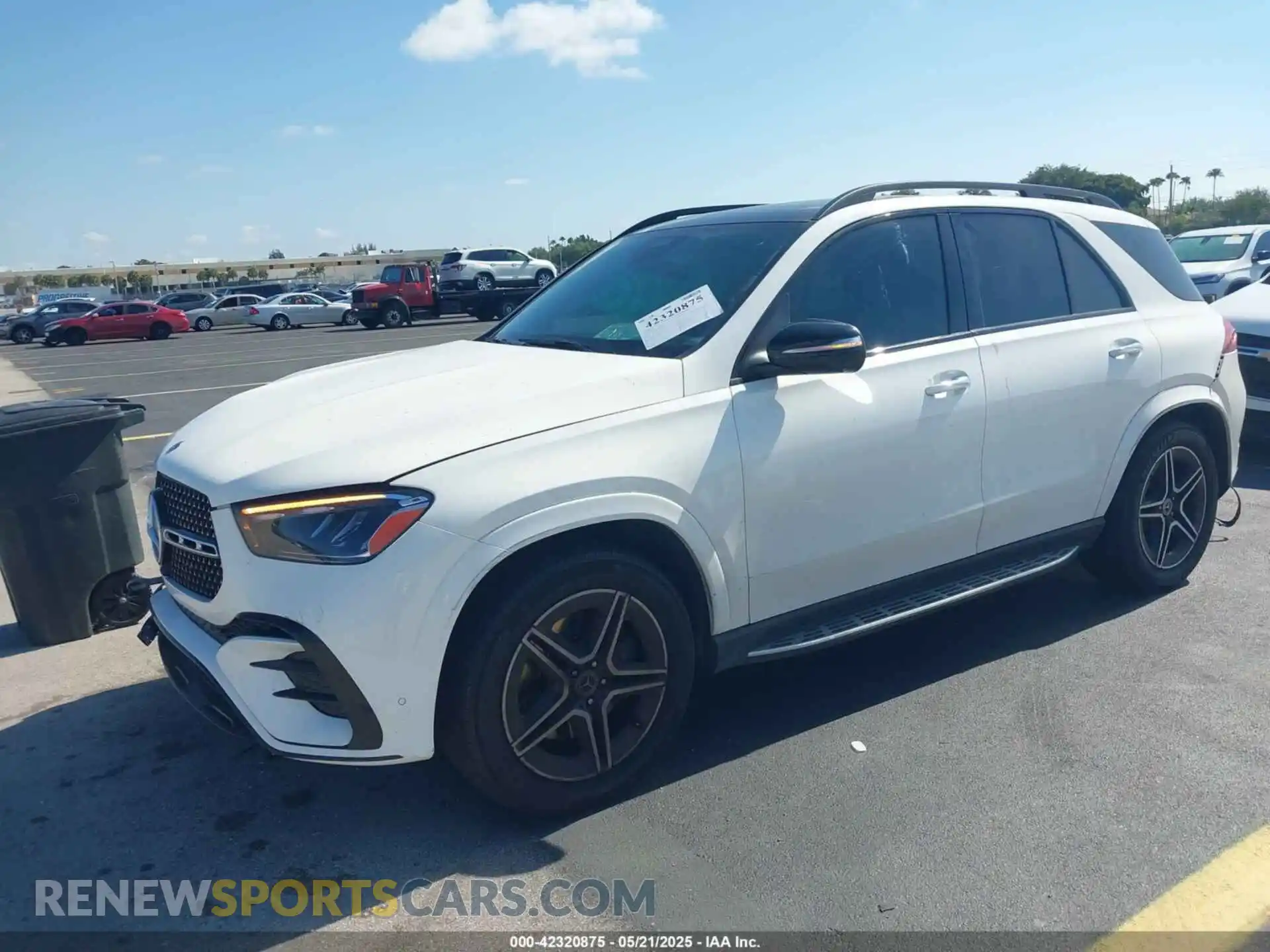 2 fotografías del automóvil dañado 4JGFB4FB1RB001630 MERCEDES-BENZ GLE 350 2024