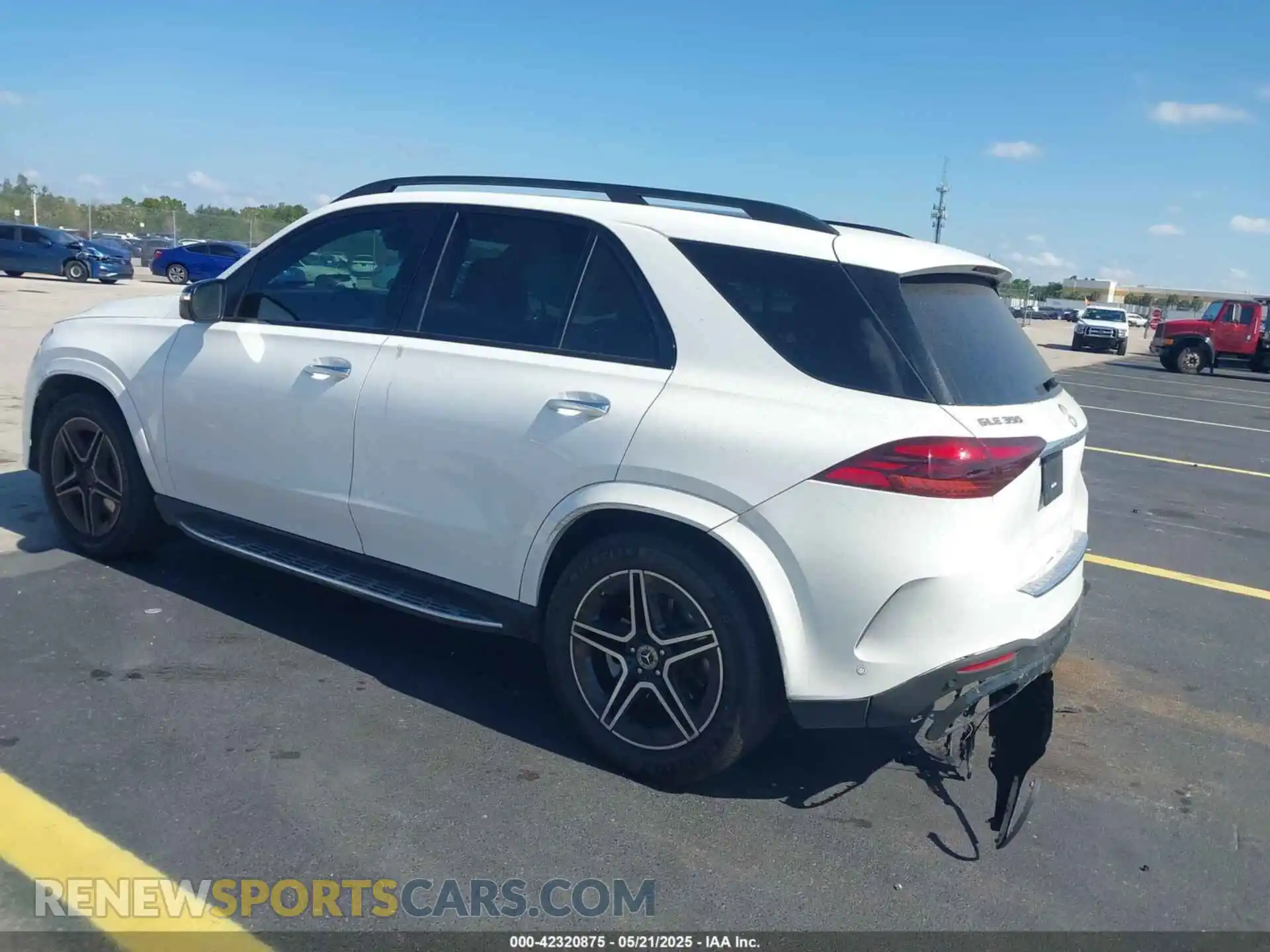 3 fotografías del automóvil dañado 4JGFB4FB1RB001630 MERCEDES-BENZ GLE 350 2024