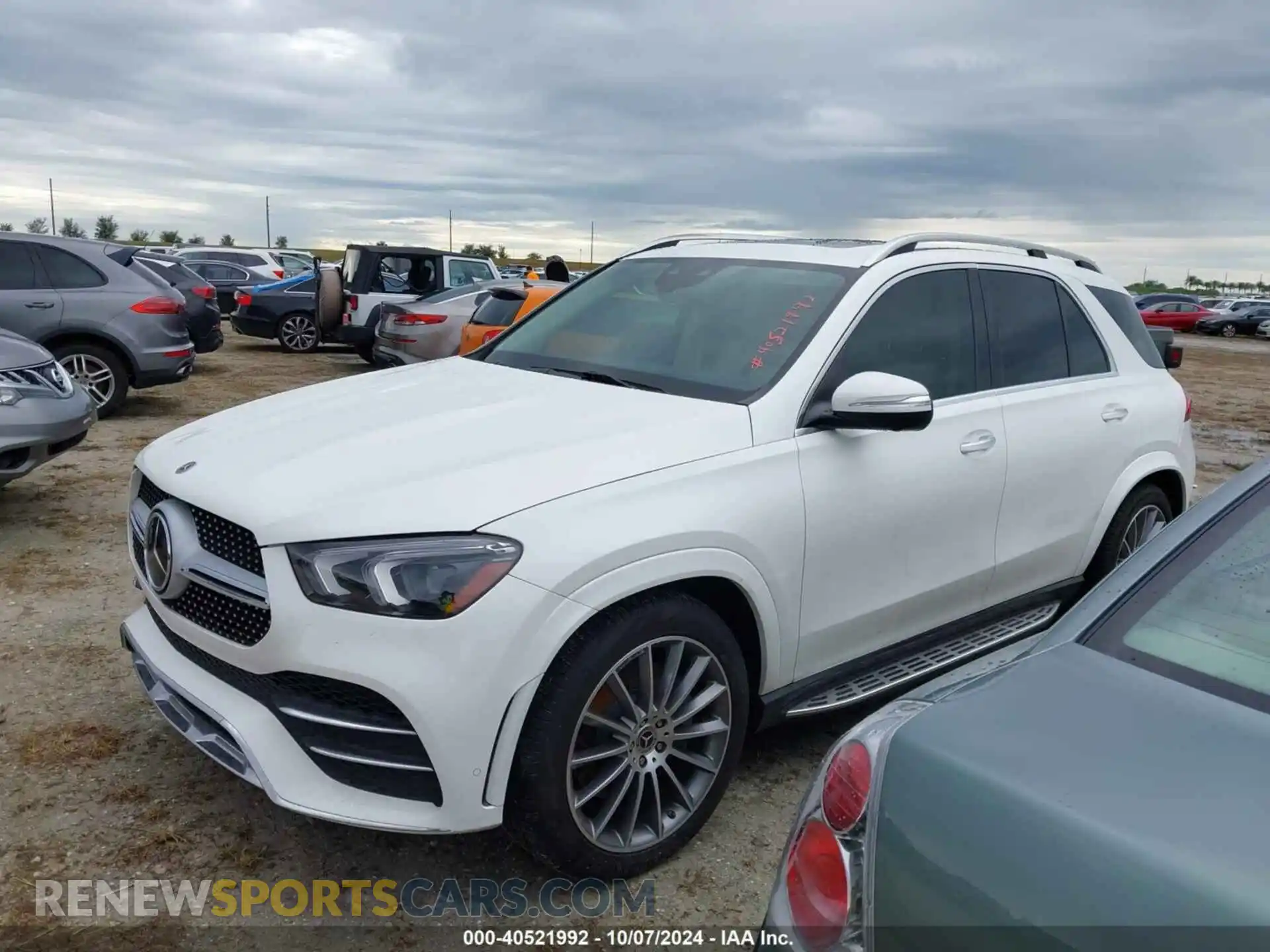 2 Photograph of a damaged car 4JGFB5KB2MA409998 MERCEDES-BENZ GLE 450 2021