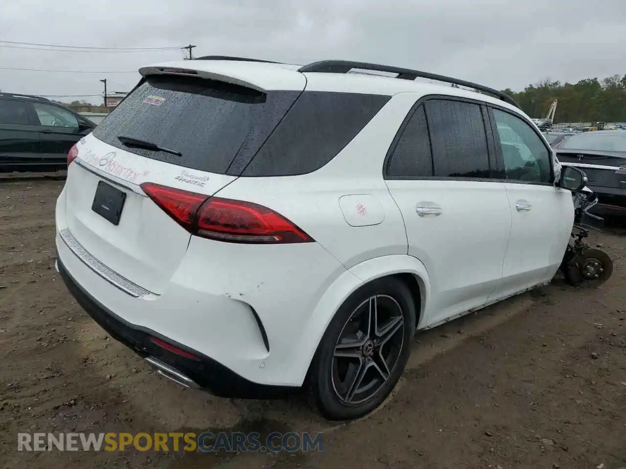 3 Photograph of a damaged car 4JGFB4KB4LA143280 MERCEDES-BENZ GLE-CLASS 2020