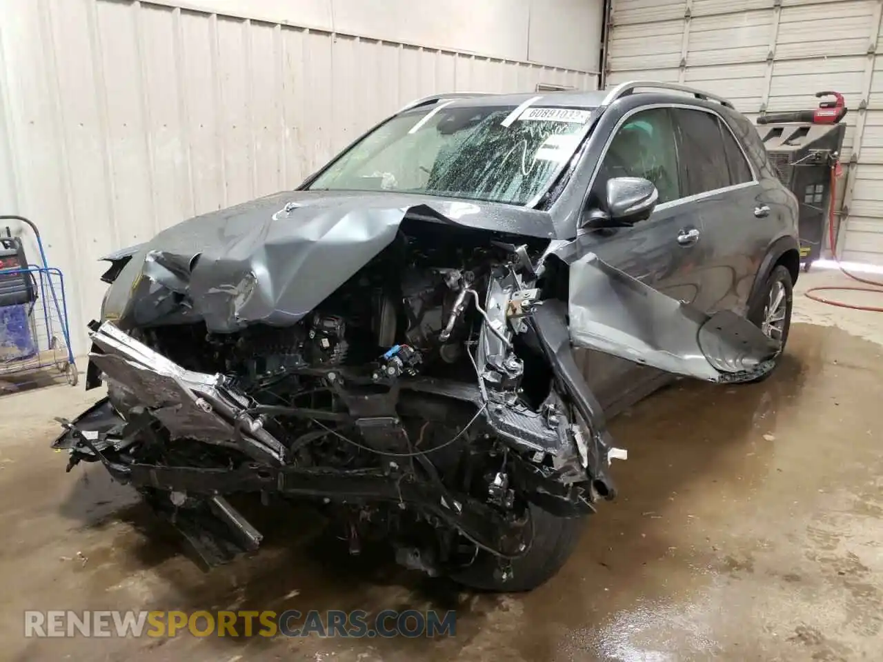 2 Photograph of a damaged car 4JGFB4KB4LA223016 MERCEDES-BENZ GLE-CLASS 2020