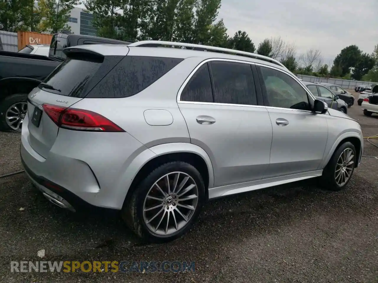3 Photograph of a damaged car 4JGFB4KB7LA008830 MERCEDES-BENZ GLE-CLASS 2020