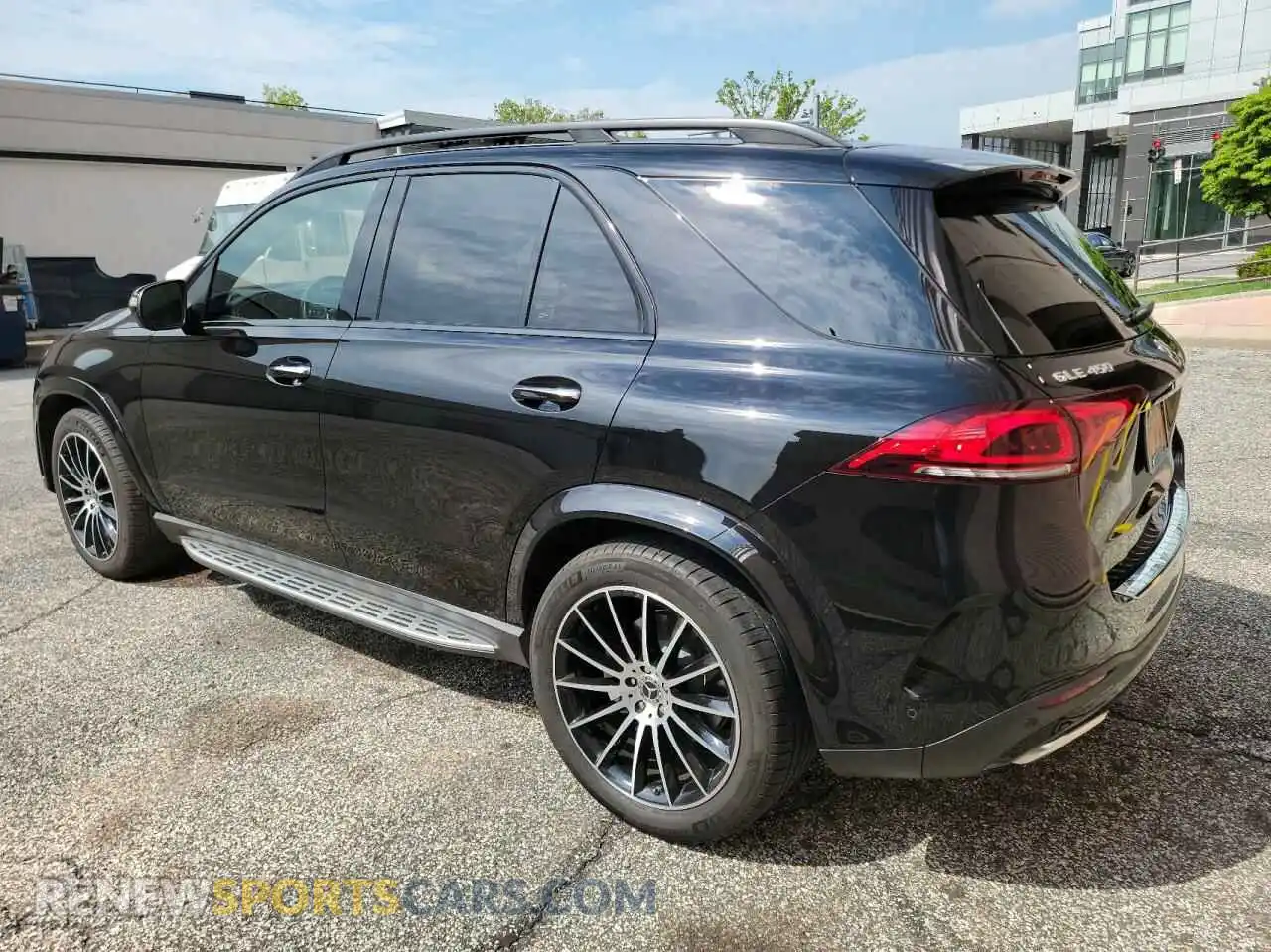 3 Photograph of a damaged car 4JGFB5KB4LA057666 MERCEDES-BENZ GLE-CLASS 2020