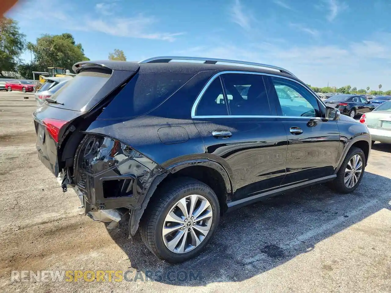 3 Photograph of a damaged car 4JGFB4JB0MA389701 MERCEDES-BENZ GLE-CLASS 2021