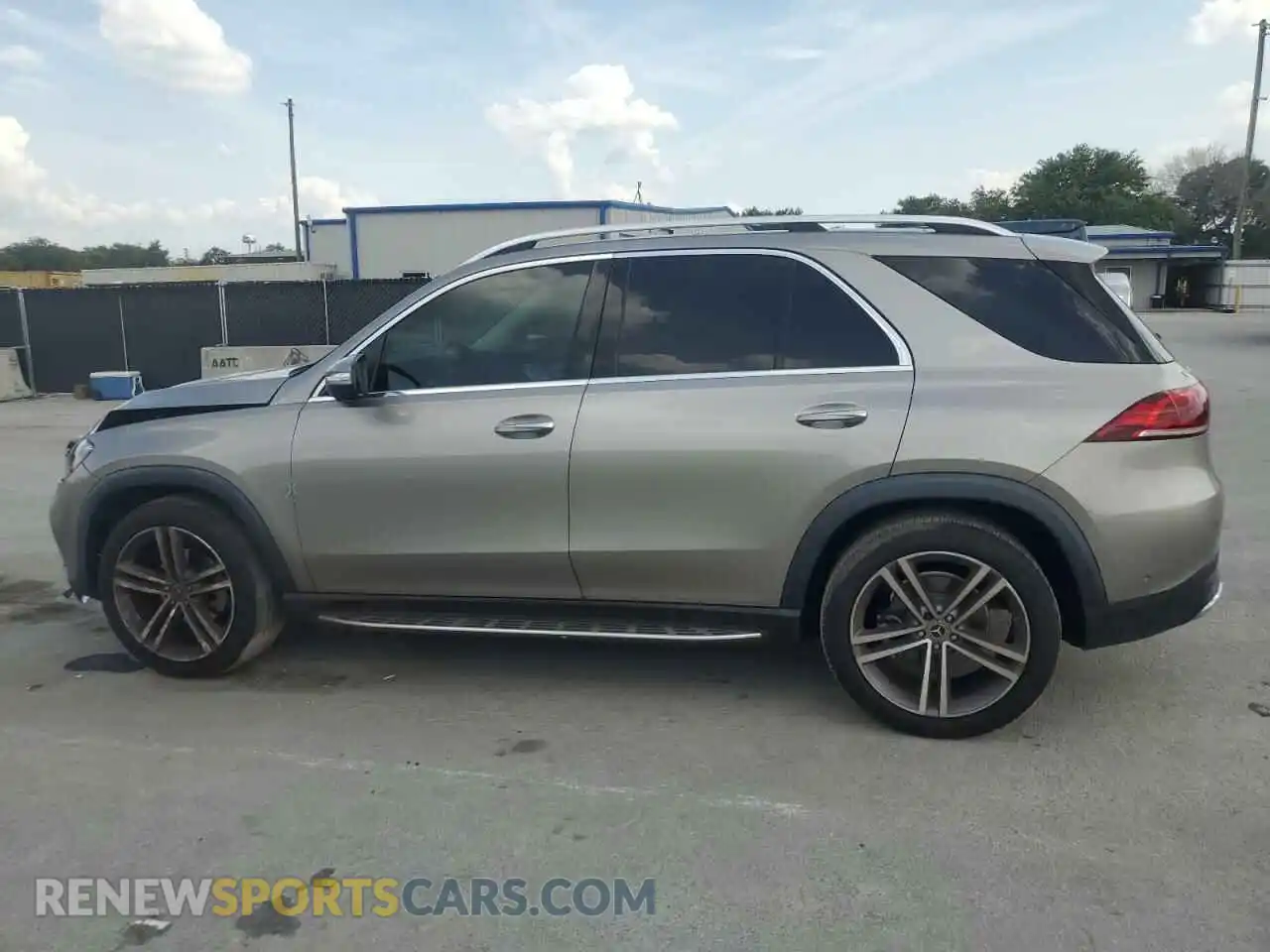 2 Photograph of a damaged car 4JGFB4JB2MA505030 MERCEDES-BENZ GLE-CLASS 2021