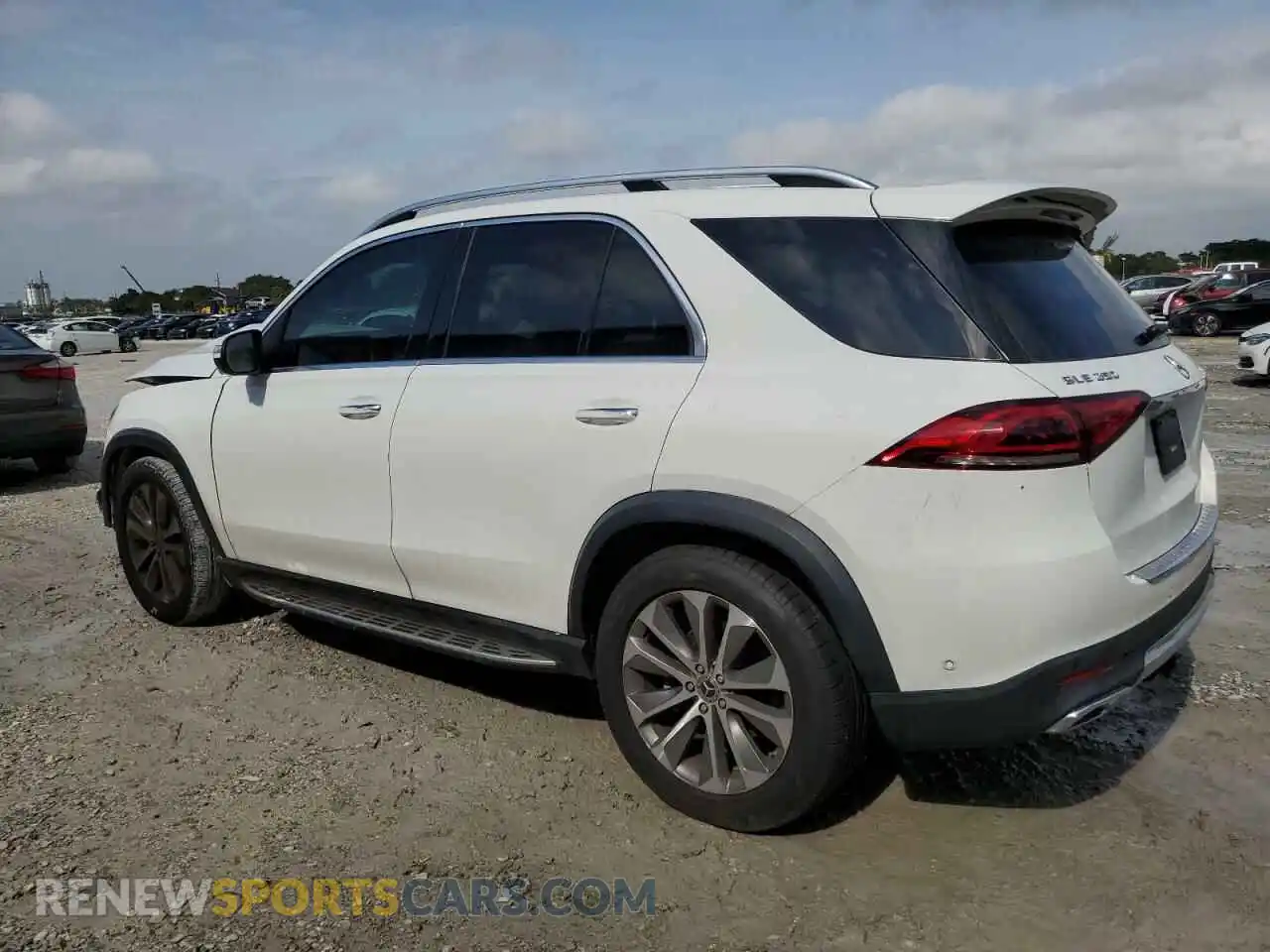 2 Photograph of a damaged car 4JGFB4JB3MA307654 MERCEDES-BENZ GLE-CLASS 2021