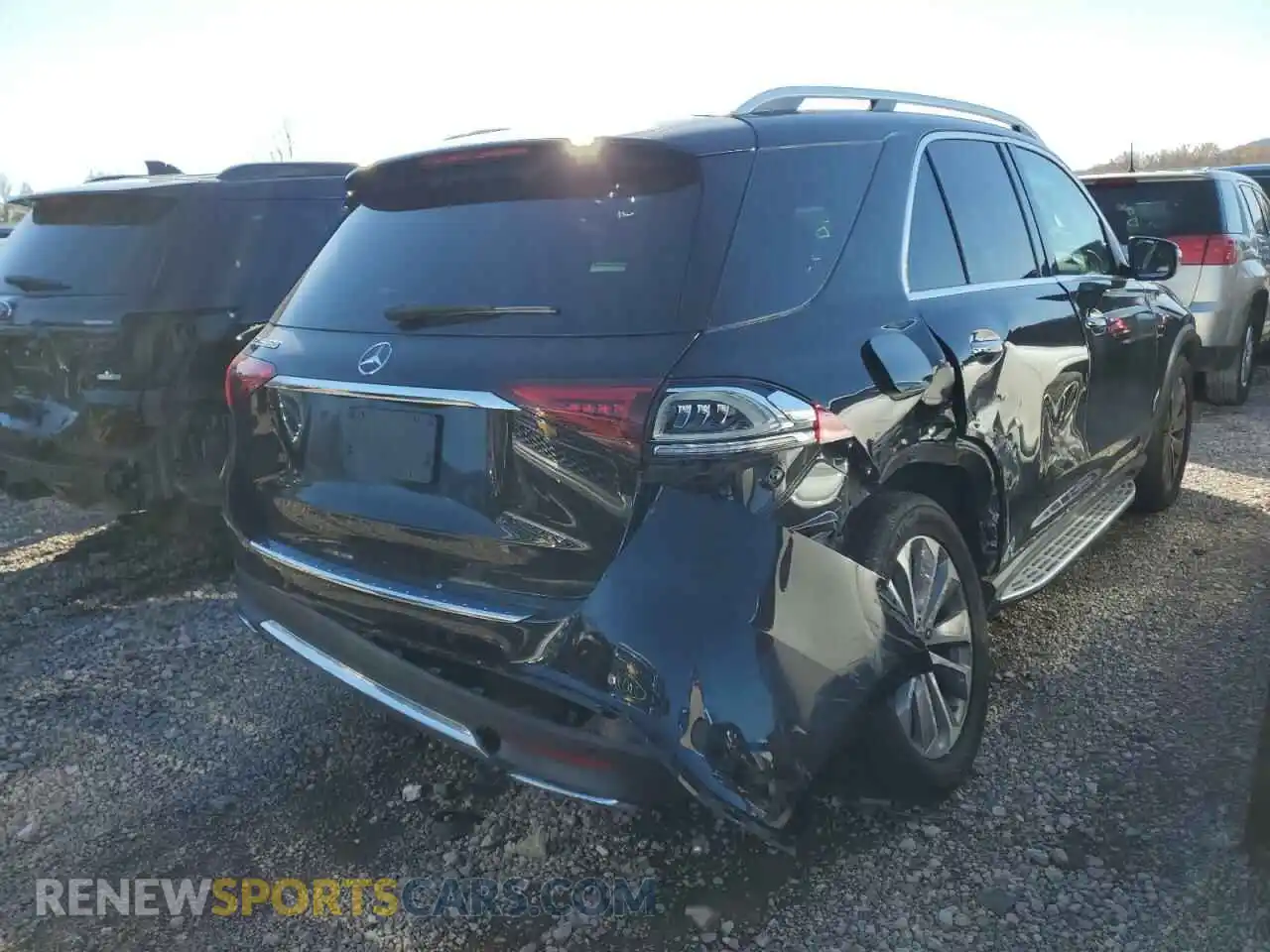 3 Photograph of a damaged car 4JGFB4JB4MA383822 MERCEDES-BENZ GLE-CLASS 2021