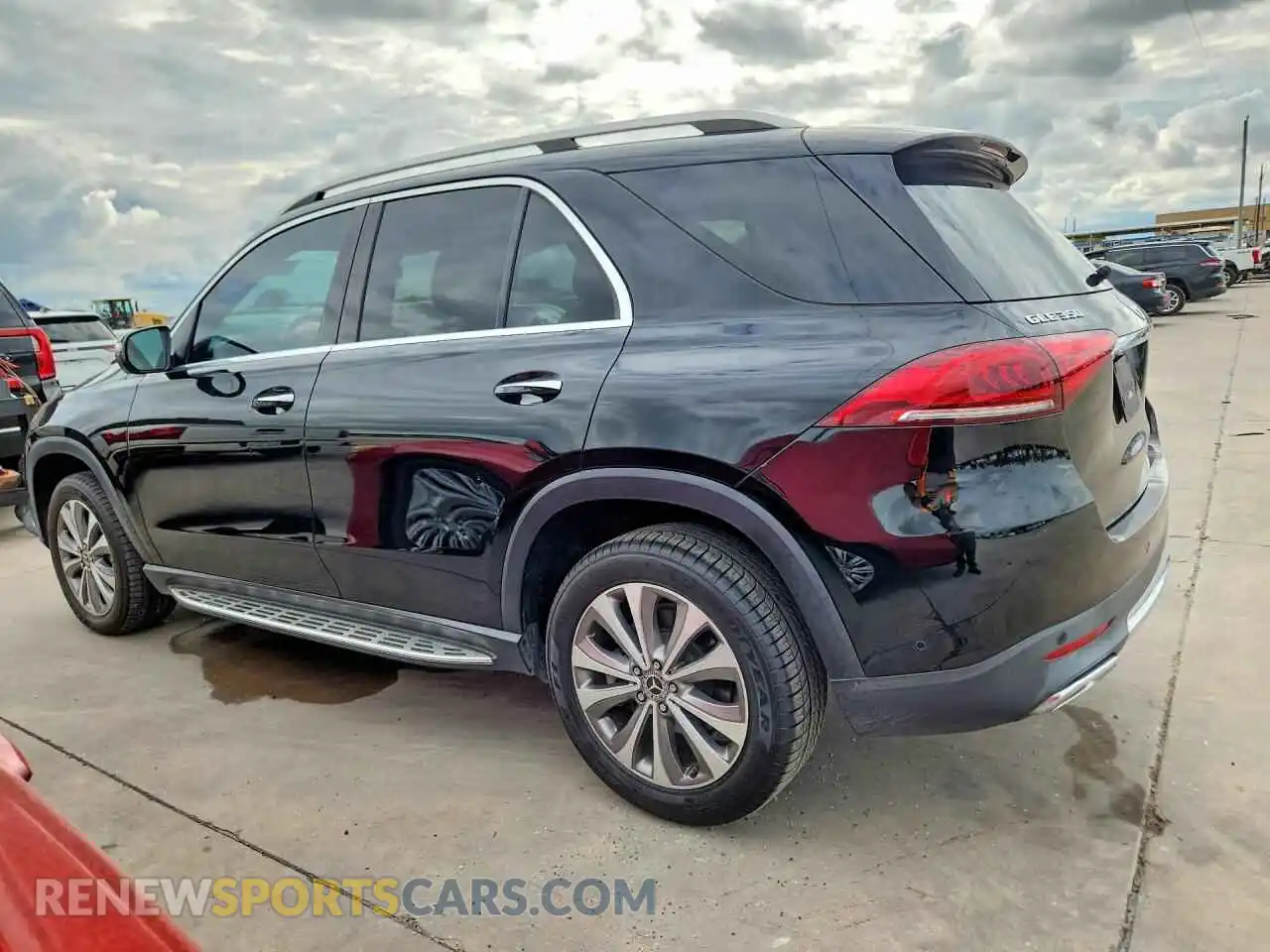 2 Photograph of a damaged car 4JGFB4JB5MA389774 MERCEDES-BENZ GLE-CLASS 2021