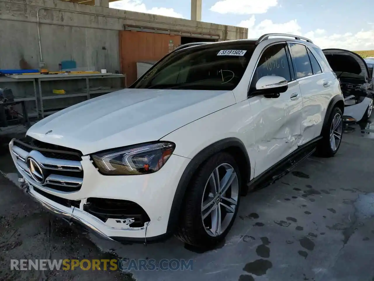 2 Photograph of a damaged car 4JGFB4JB5MA564900 MERCEDES-BENZ GLE-CLASS 2021