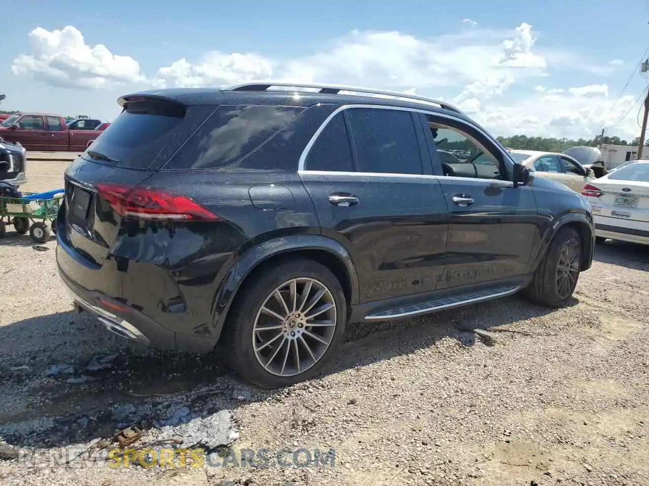 3 Photograph of a damaged car 4JGFB4JB7MA367114 MERCEDES-BENZ GLE-CLASS 2021