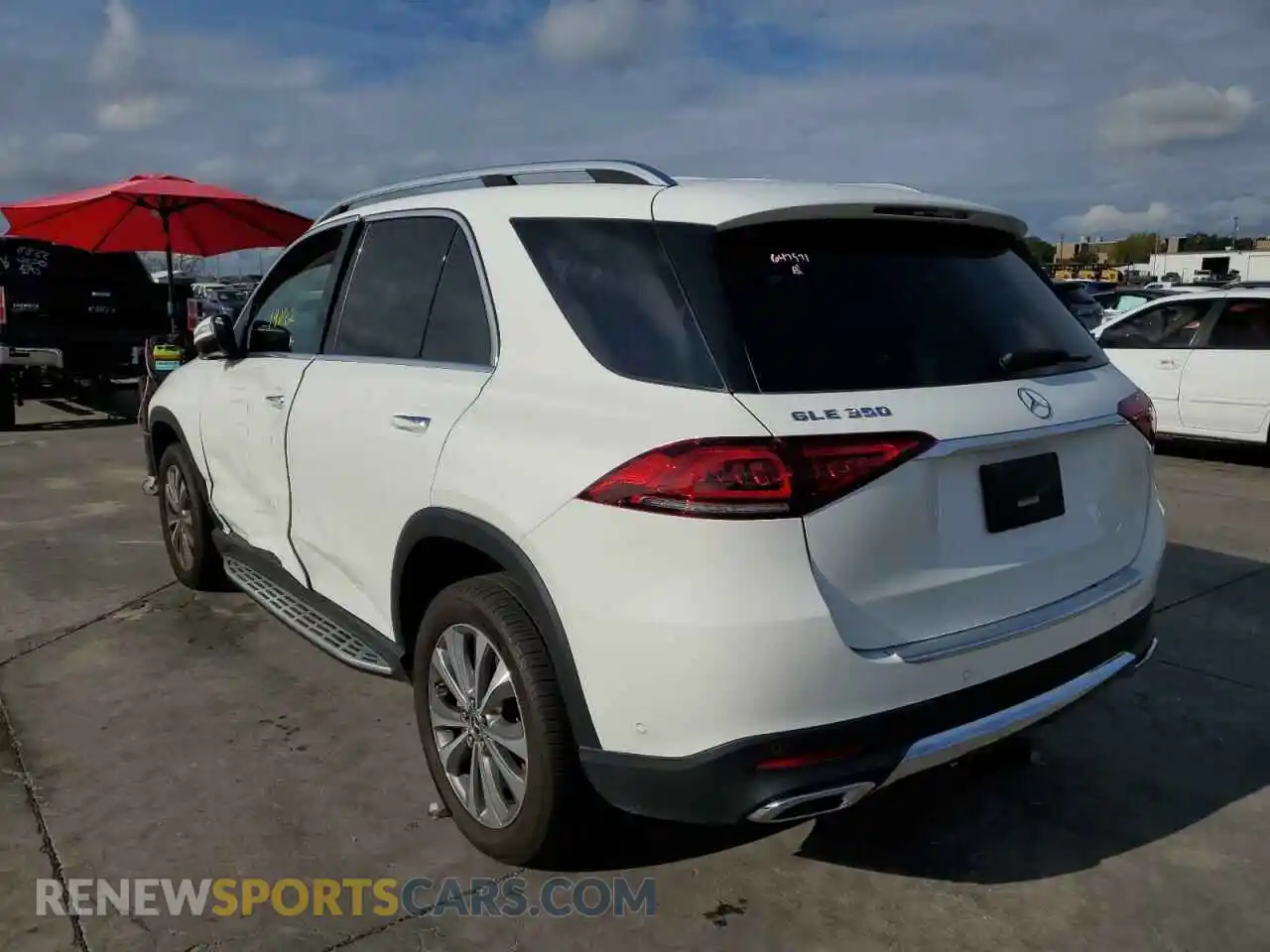 3 Photograph of a damaged car 4JGFB4JB8MA350631 MERCEDES-BENZ GLE-CLASS 2021