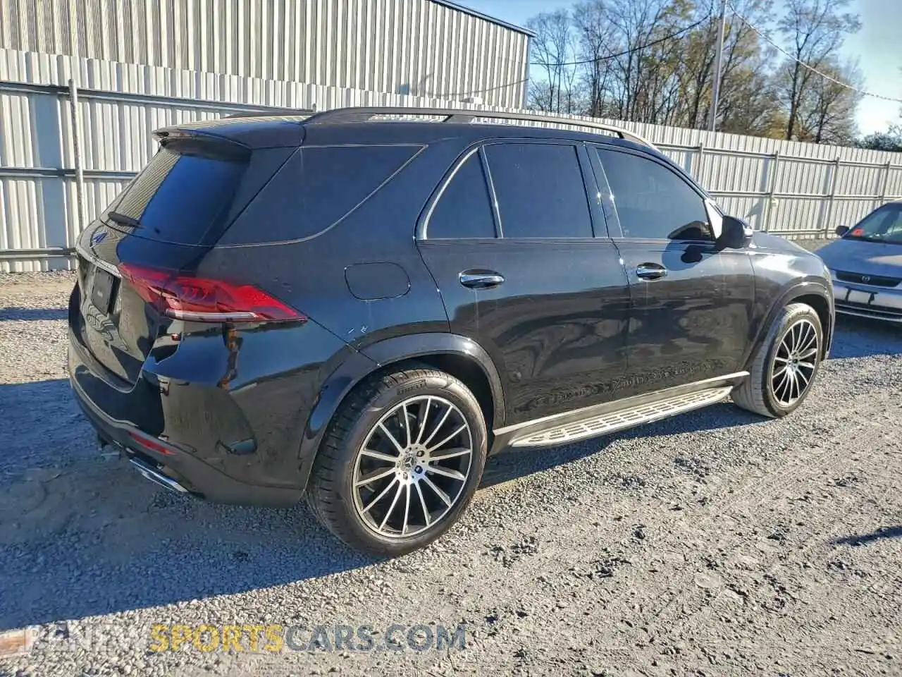 3 Photograph of a damaged car 4JGFB4JB9MA426583 MERCEDES-BENZ GLE-CLASS 2021
