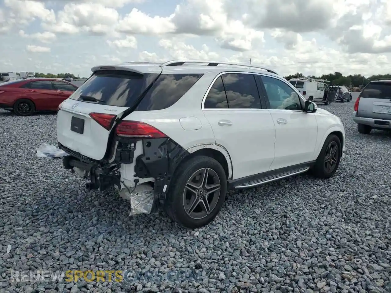 3 Photograph of a damaged car 4JGFB4KB0MA375313 MERCEDES-BENZ GLE-CLASS 2021