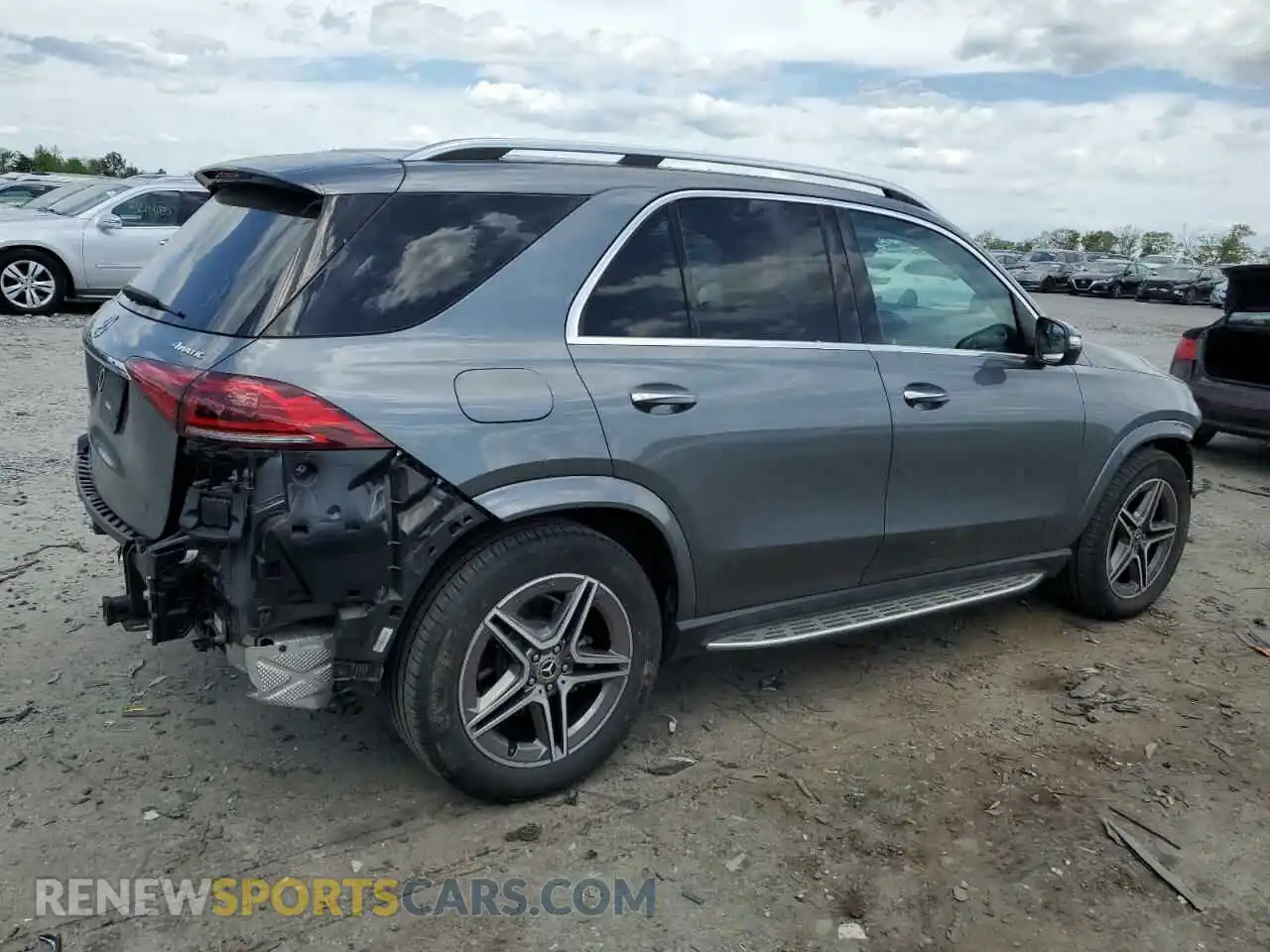 3 Photograph of a damaged car 4JGFB4KB0MA444260 MERCEDES-BENZ GLE-CLASS 2021