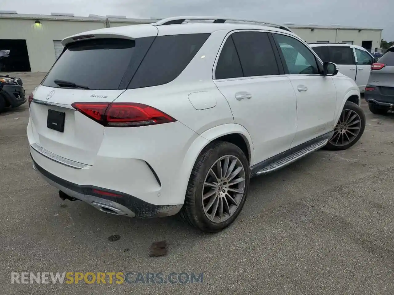 3 Photograph of a damaged car 4JGFB4KB2MA499647 MERCEDES-BENZ GLE-CLASS 2021