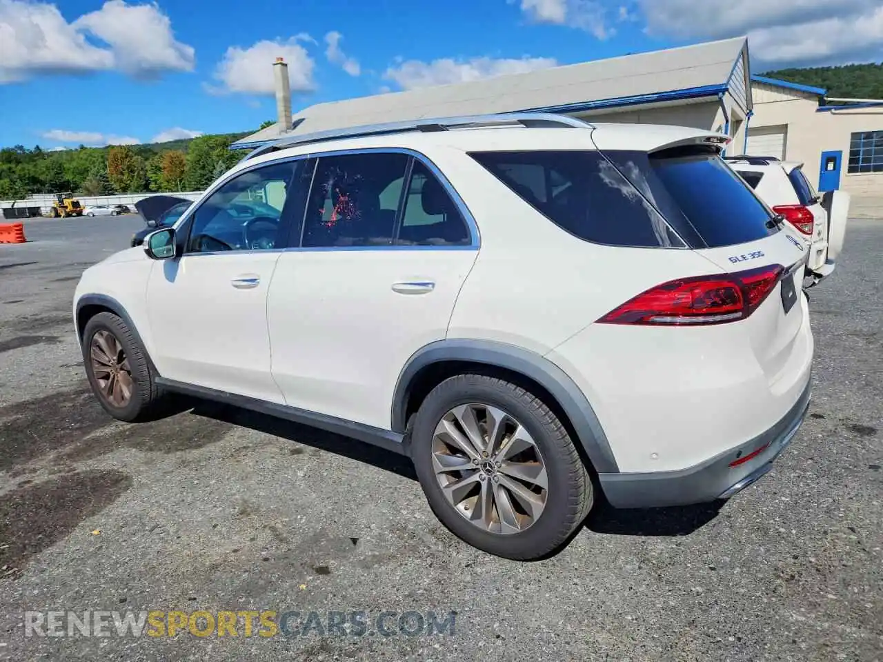 2 Photograph of a damaged car 4JGFB4KB4MA362659 MERCEDES-BENZ GLE-CLASS 2021