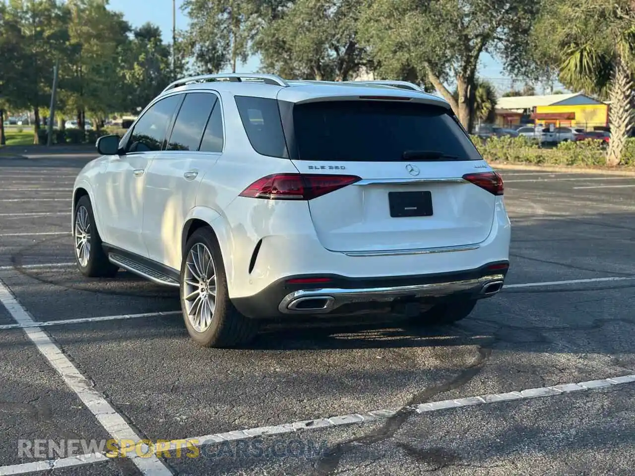 3 Фотография поврежденного автомобиля 4JGFB4KB4MA457481 MERCEDES-BENZ GLE-CLASS 2021