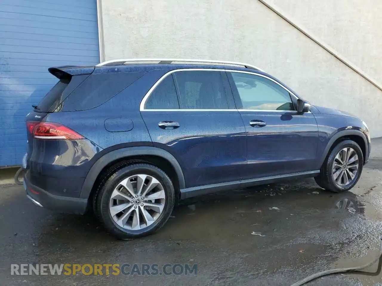 3 Photograph of a damaged car 4JGFB4KB4MA460168 MERCEDES-BENZ GLE-CLASS 2021