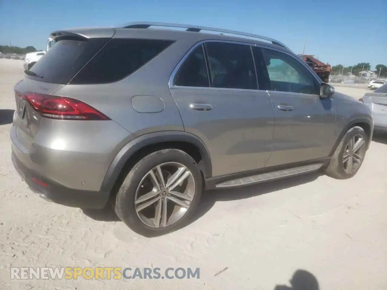 3 Photograph of a damaged car 4JGFB4KB4MA568743 MERCEDES-BENZ GLE-CLASS 2021