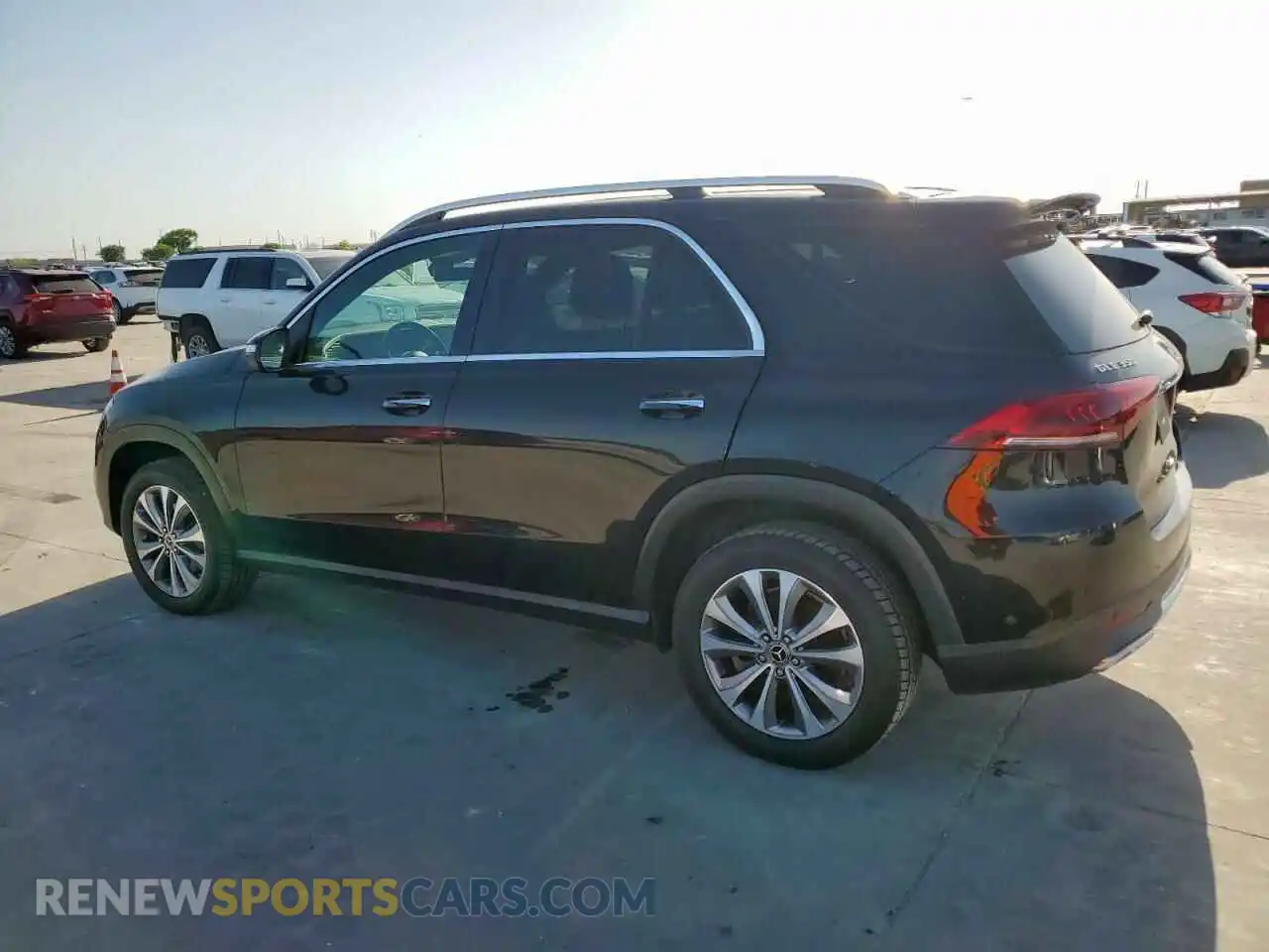 2 Photograph of a damaged car 4JGFB4KB5MA313874 MERCEDES-BENZ GLE-CLASS 2021