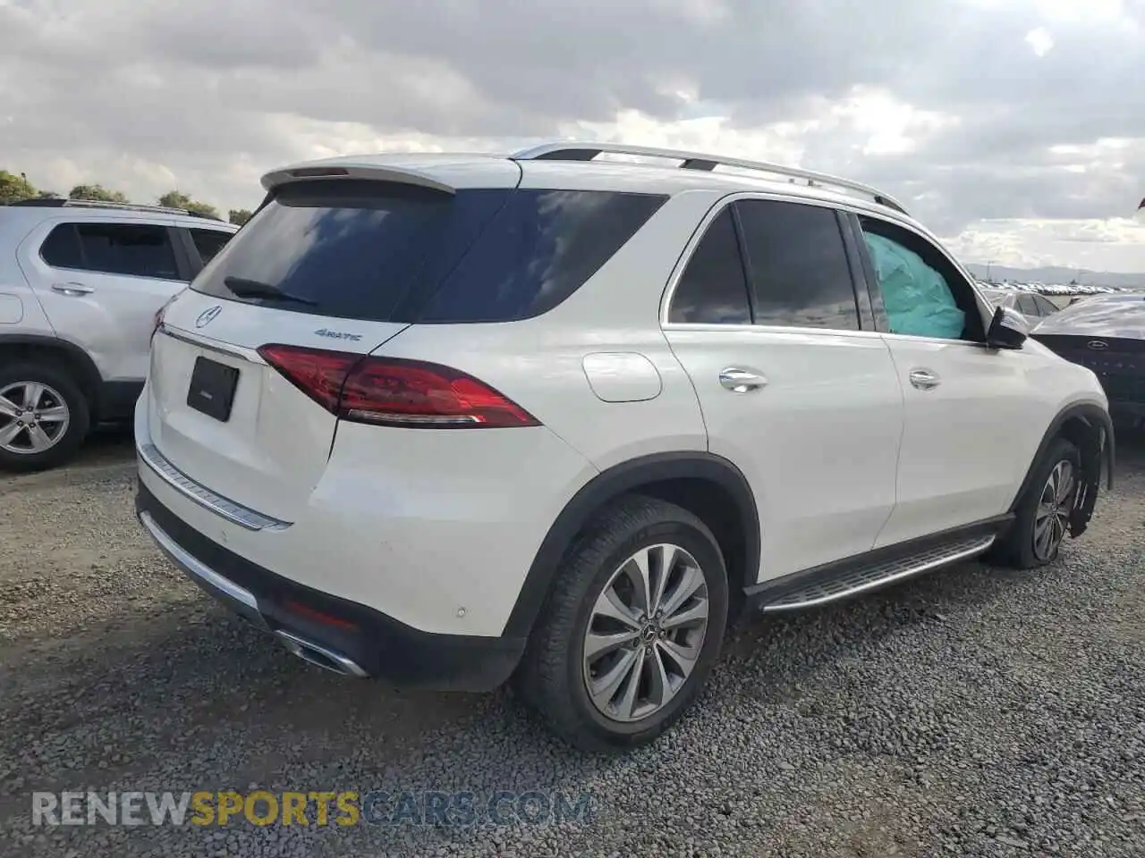 3 Photograph of a damaged car 4JGFB4KB5MA358894 MERCEDES-BENZ GLE-CLASS 2021
