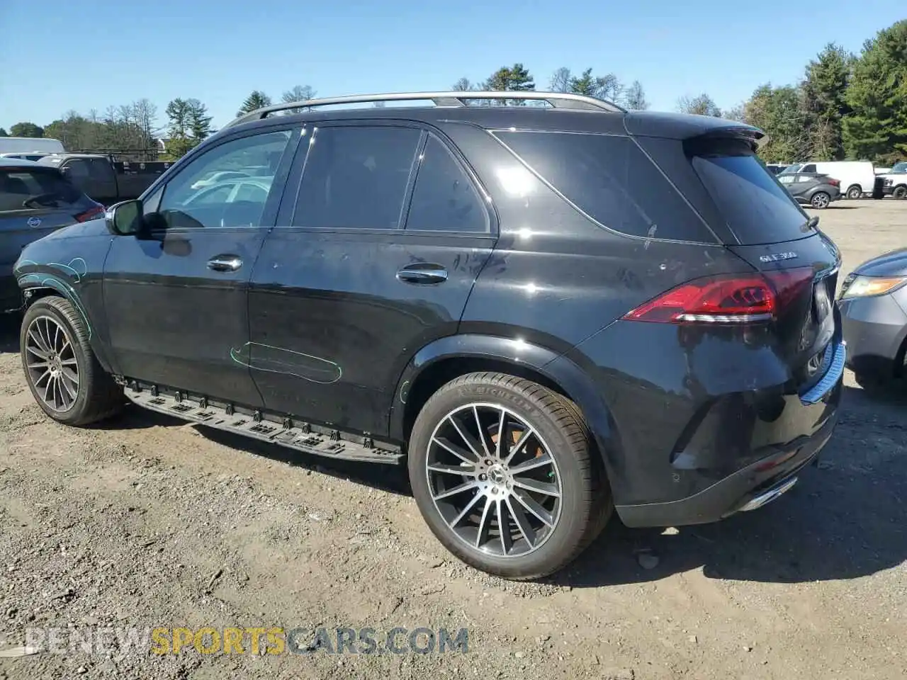 2 Photograph of a damaged car 4JGFB4KB5MA542930 MERCEDES-BENZ GLE-CLASS 2021