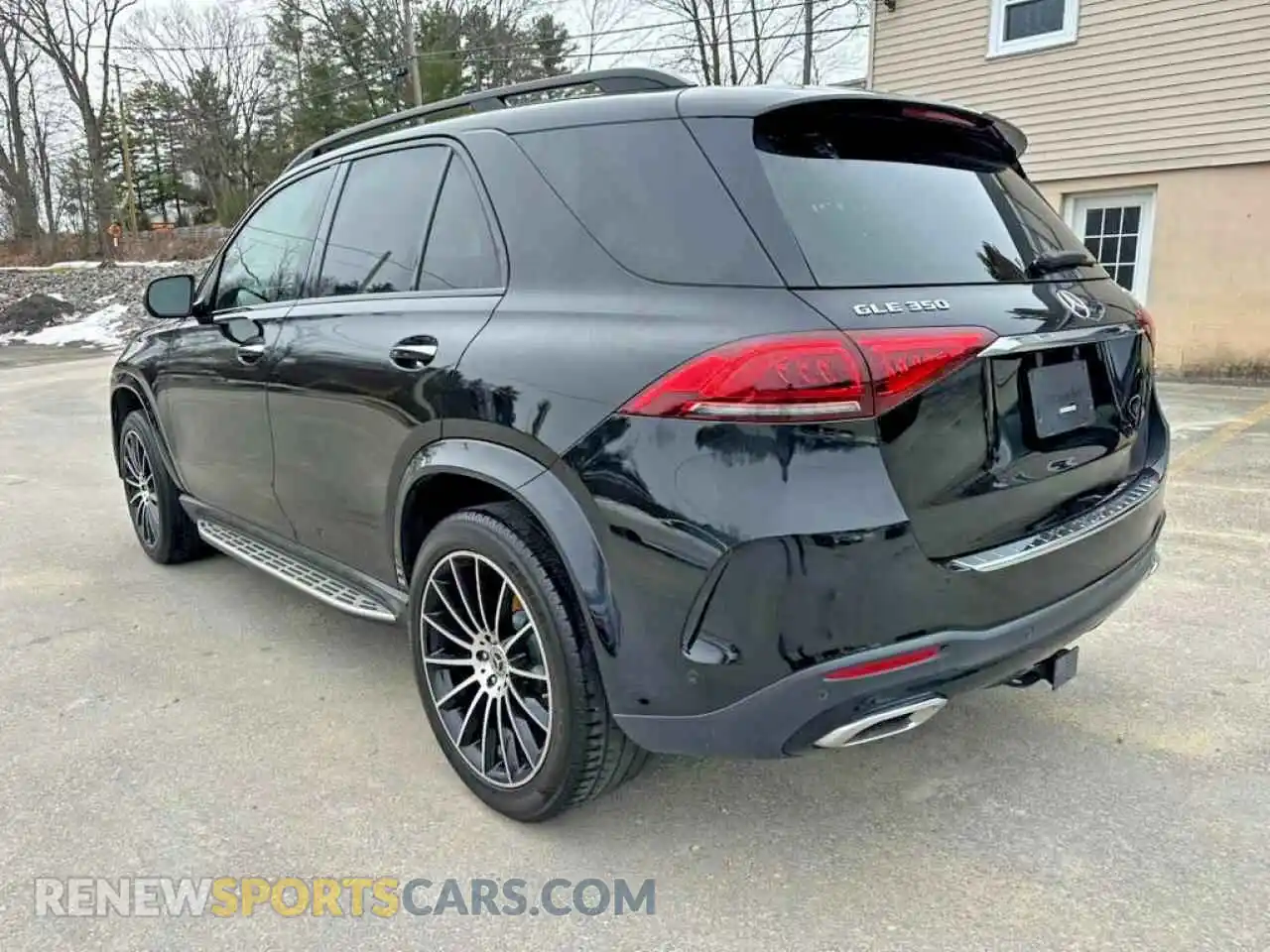 2 Photograph of a damaged car 4JGFB4KB6MA481376 MERCEDES-BENZ GLE-CLASS 2021