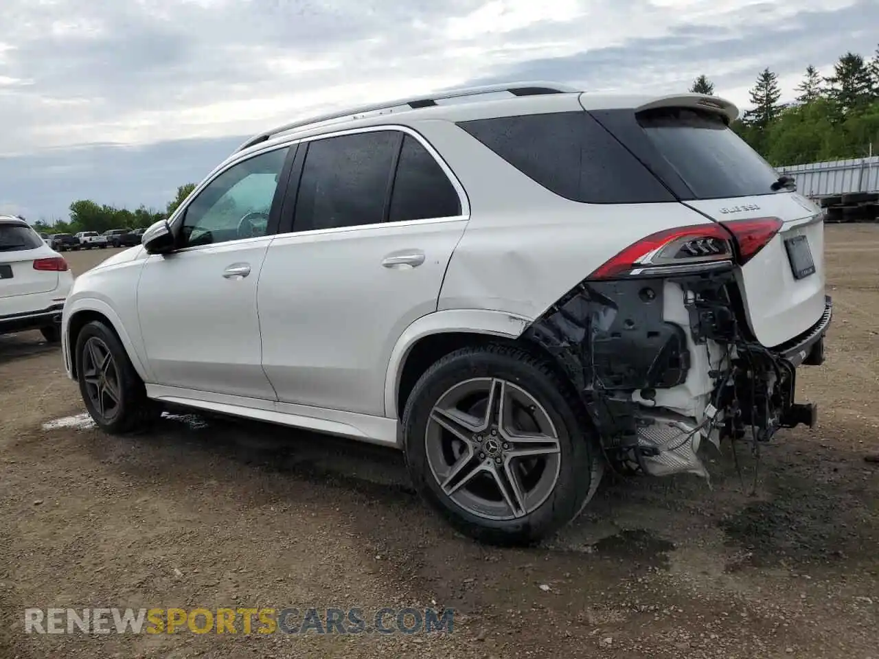 2 Photograph of a damaged car 4JGFB4KB7MA375194 MERCEDES-BENZ GLE-CLASS 2021