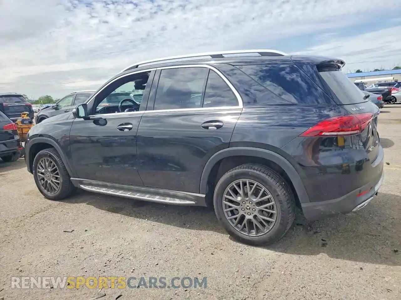 2 Photograph of a damaged car 4JGFB4KB8MA374247 MERCEDES-BENZ GLE-CLASS 2021
