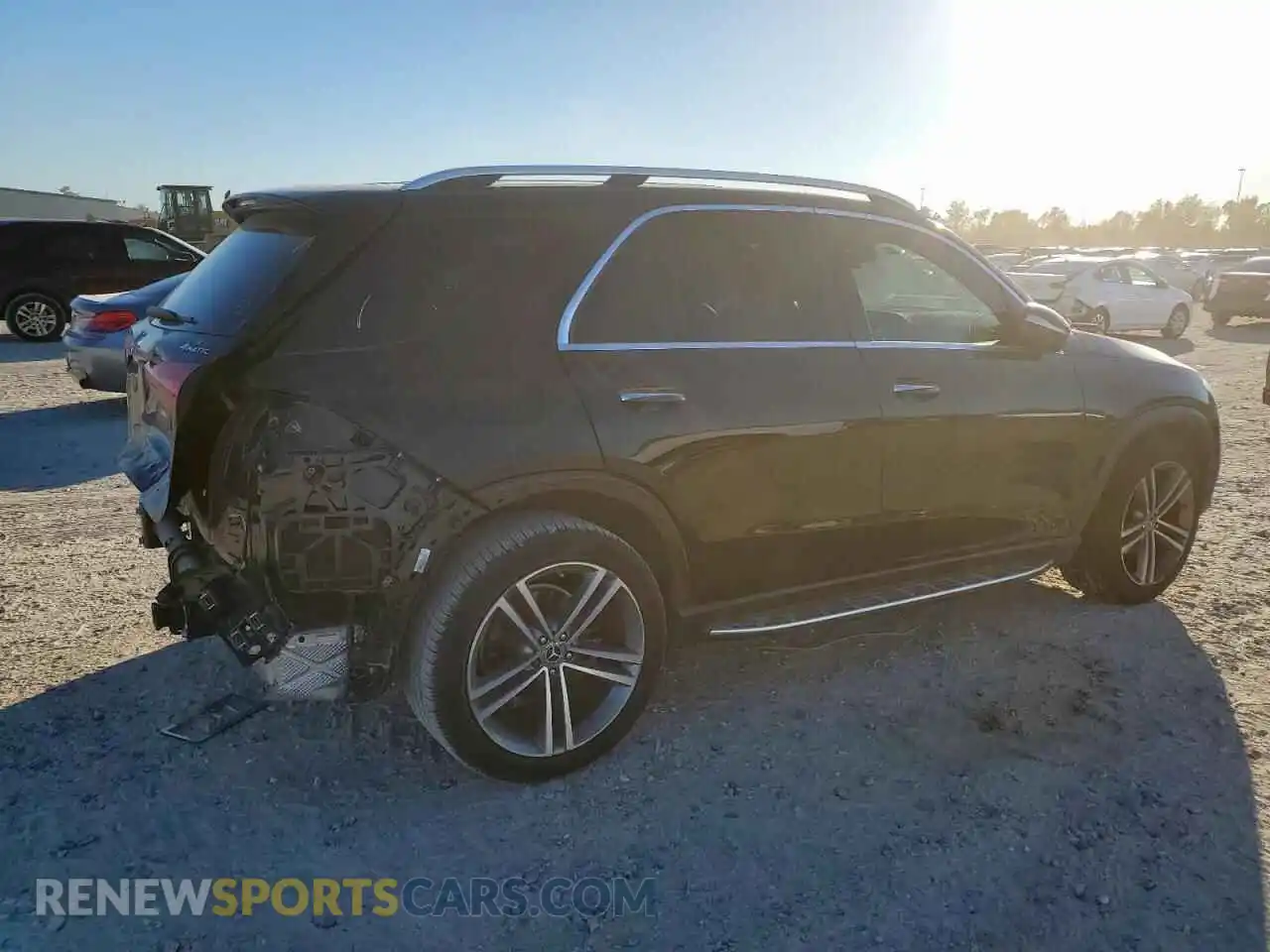 3 Photograph of a damaged car 4JGFB4KE8MA416717 MERCEDES-BENZ GLE-CLASS 2021