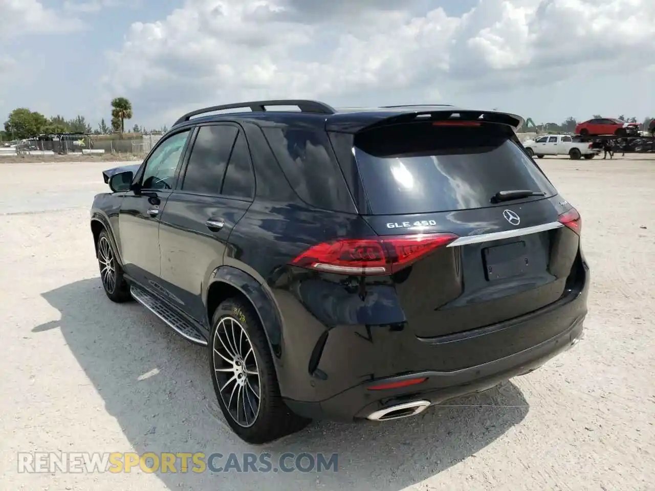 3 Photograph of a damaged car 4JGFB5KB7MA306334 MERCEDES-BENZ GLE-CLASS 2021