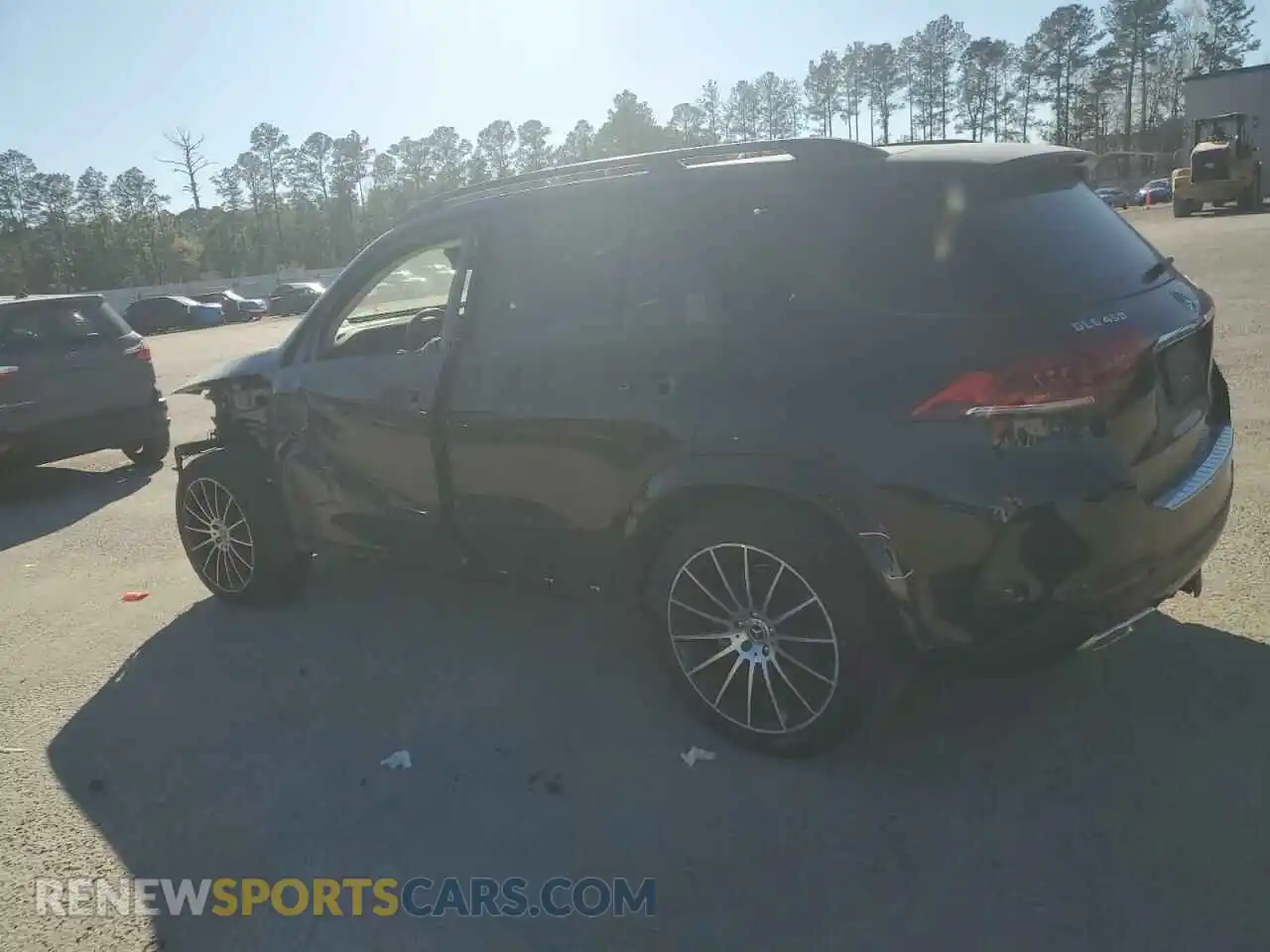 2 Photograph of a damaged car 4JGFB5KBXMA530052 MERCEDES-BENZ GLE-CLASS 2021