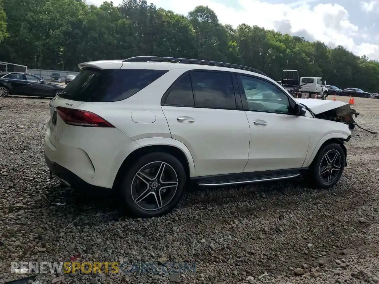 3 Photograph of a damaged car 4JGFB5KBXMA568476 MERCEDES-BENZ GLE-CLASS 2021