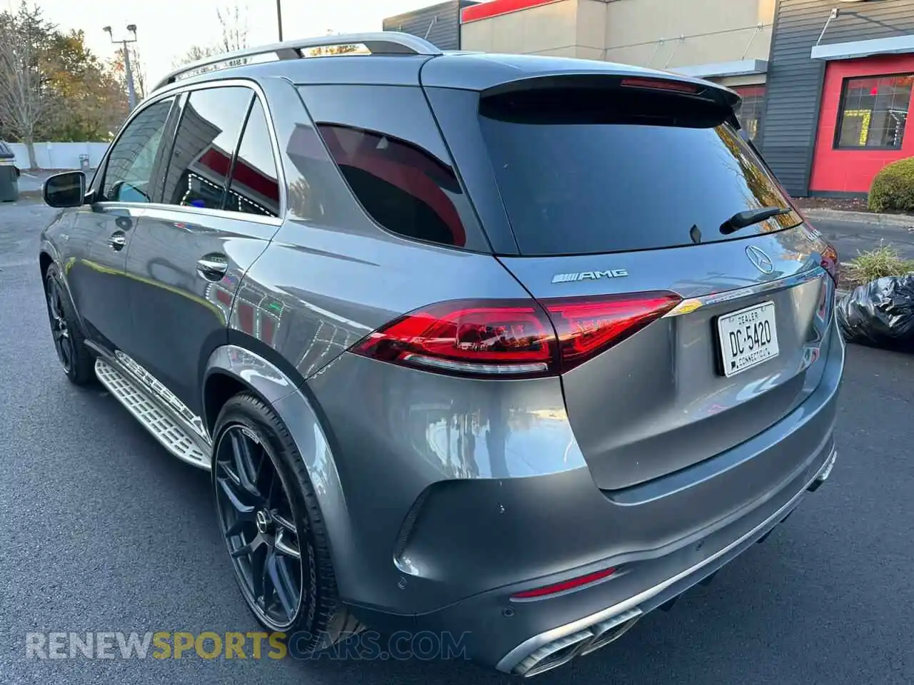 2 Photograph of a damaged car 4JGFB8KB2MA391259 MERCEDES-BENZ GLE-CLASS 2021