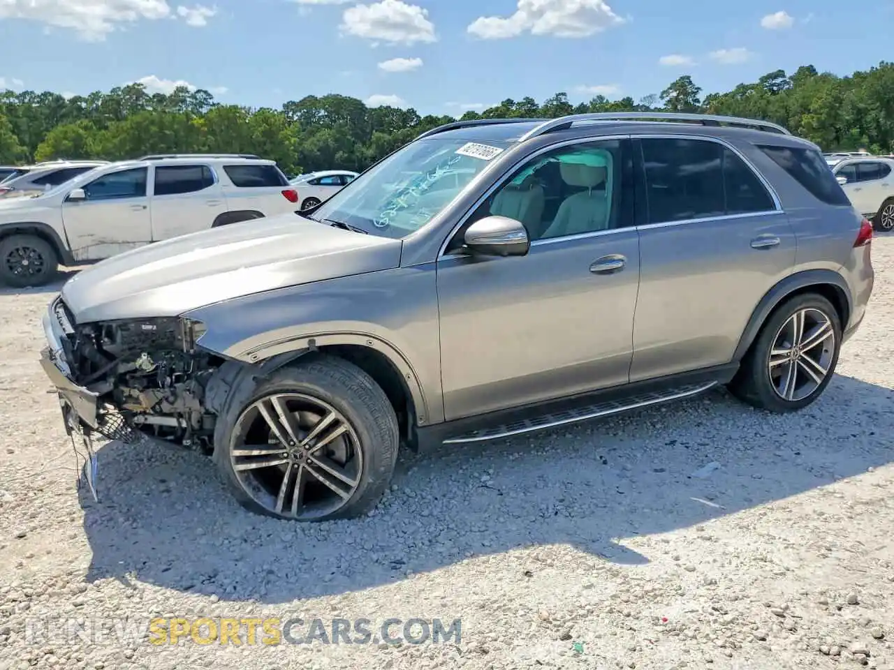 1 Photograph of a damaged car 4JGFB4JB0NA770420 MERCEDES-BENZ GLE-CLASS 2022