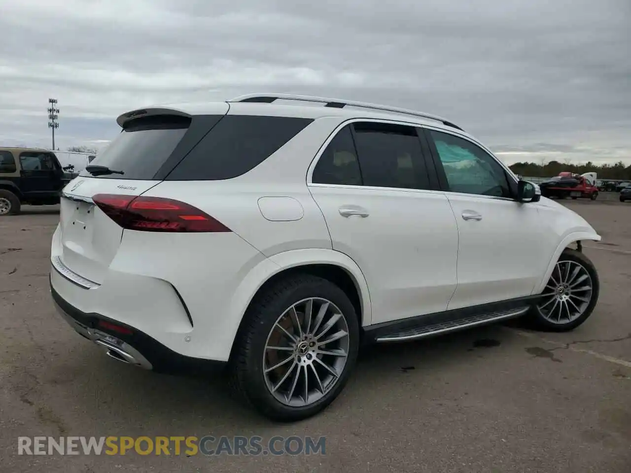 3 Photograph of a damaged car 4JGFB5KB0RB176477 MERCEDES-BENZ GLE-CLASS 2024