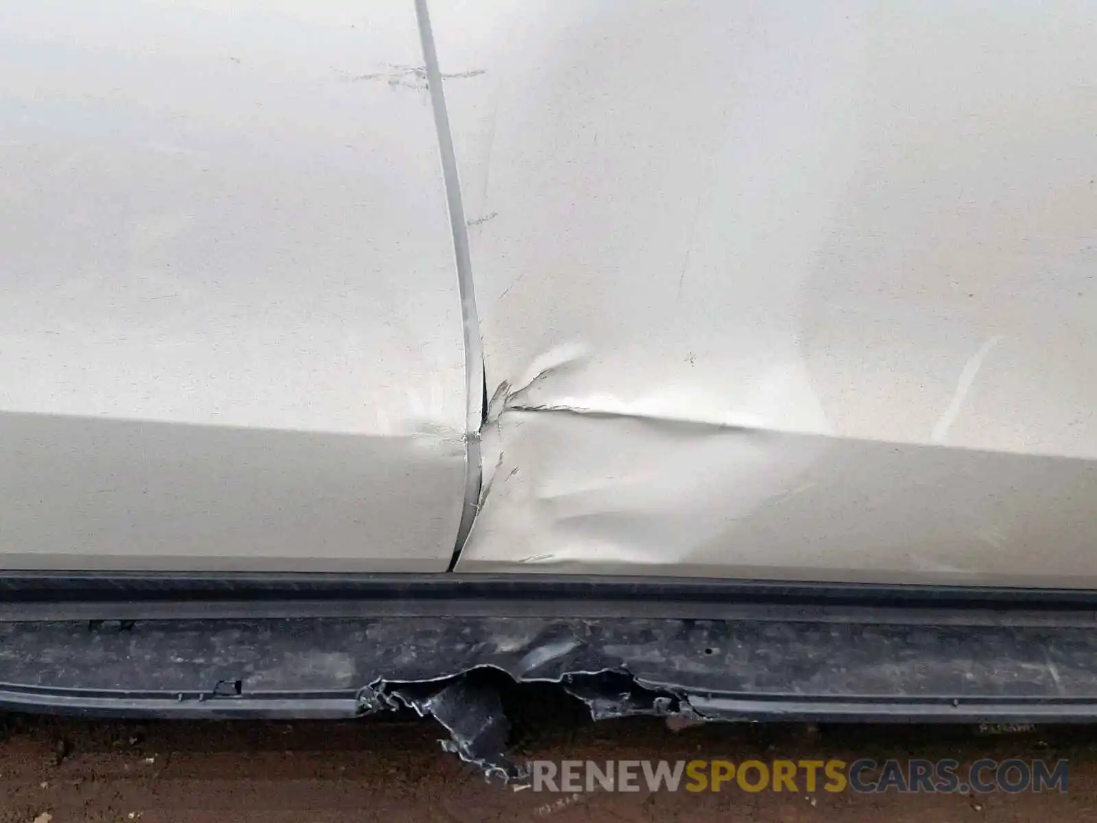 9 Photograph of a damaged car 4JGED7FBXKA153327 MERCEDES-BENZ GLE COUPE 2019