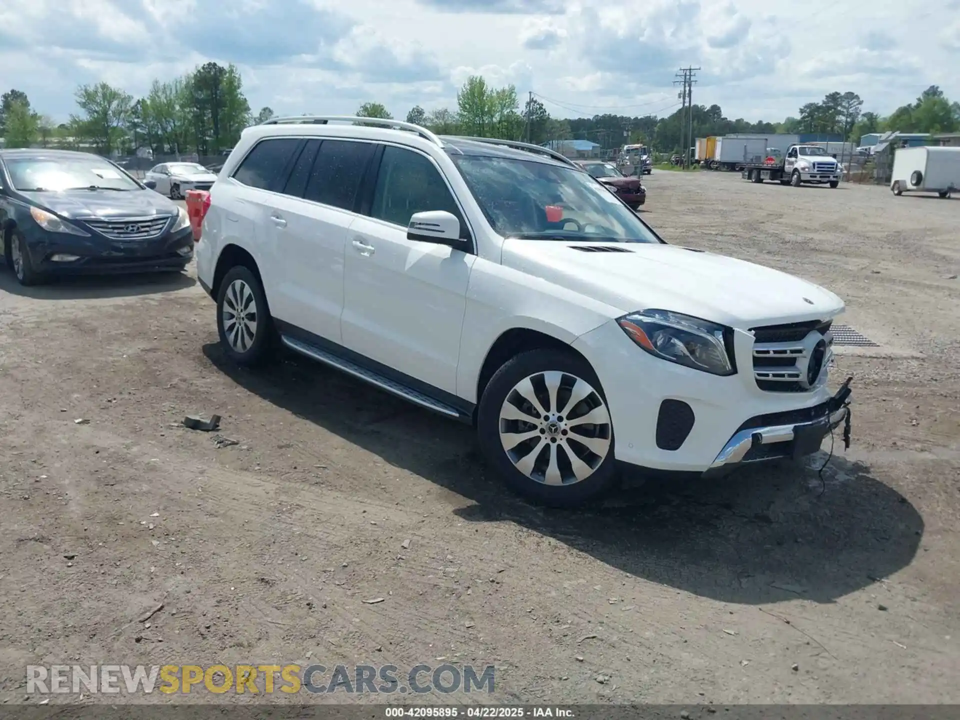 1 Photograph of a damaged car 4JGDF6EE0KB232821 MERCEDES-BENZ GLS 450 2019