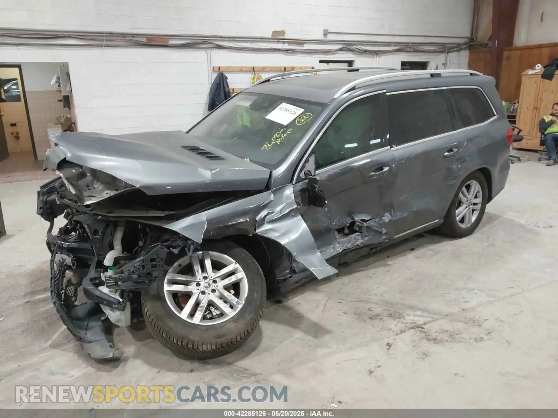 2 Photograph of a damaged car 4JGDF6EE4KB228206 MERCEDES-BENZ GLS 450 2019