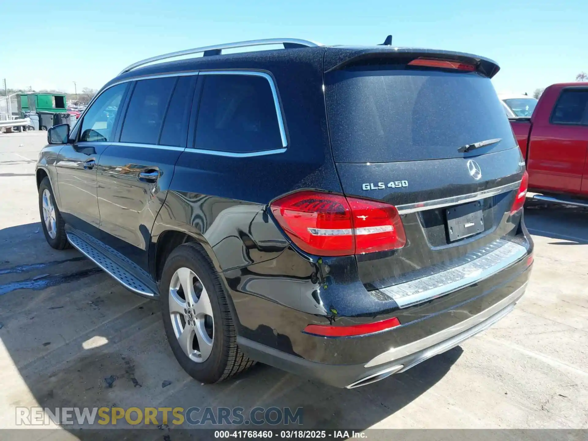 3 Photograph of a damaged car 4JGDF6EE5KB215061 MERCEDES-BENZ GLS 450 2019