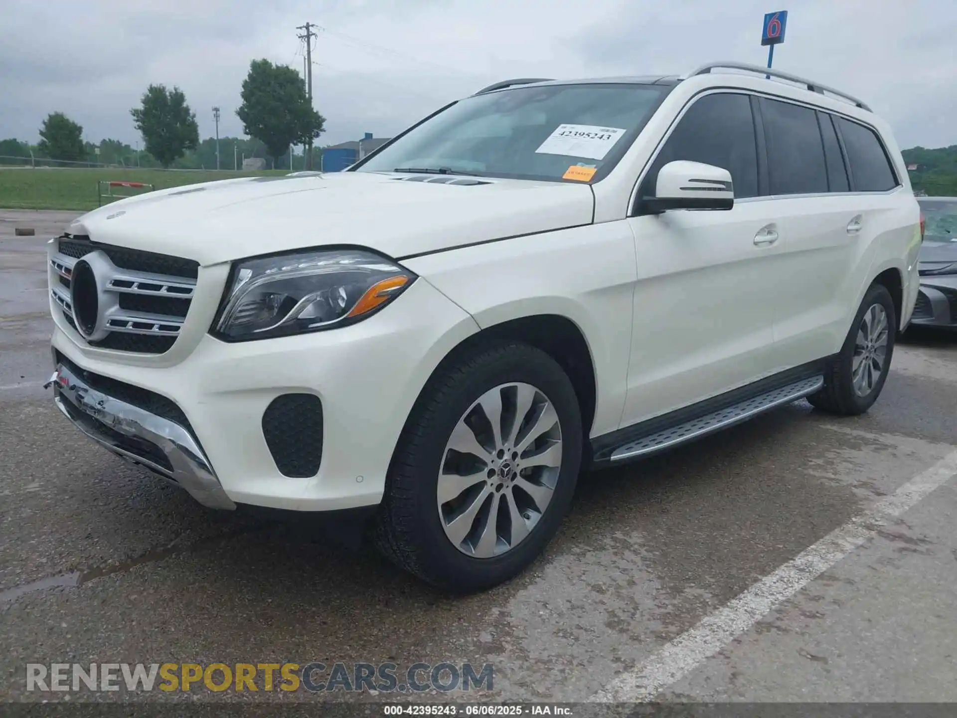 2 Photograph of a damaged car 4JGDF6EE6KB228708 MERCEDES-BENZ GLS 450 2019